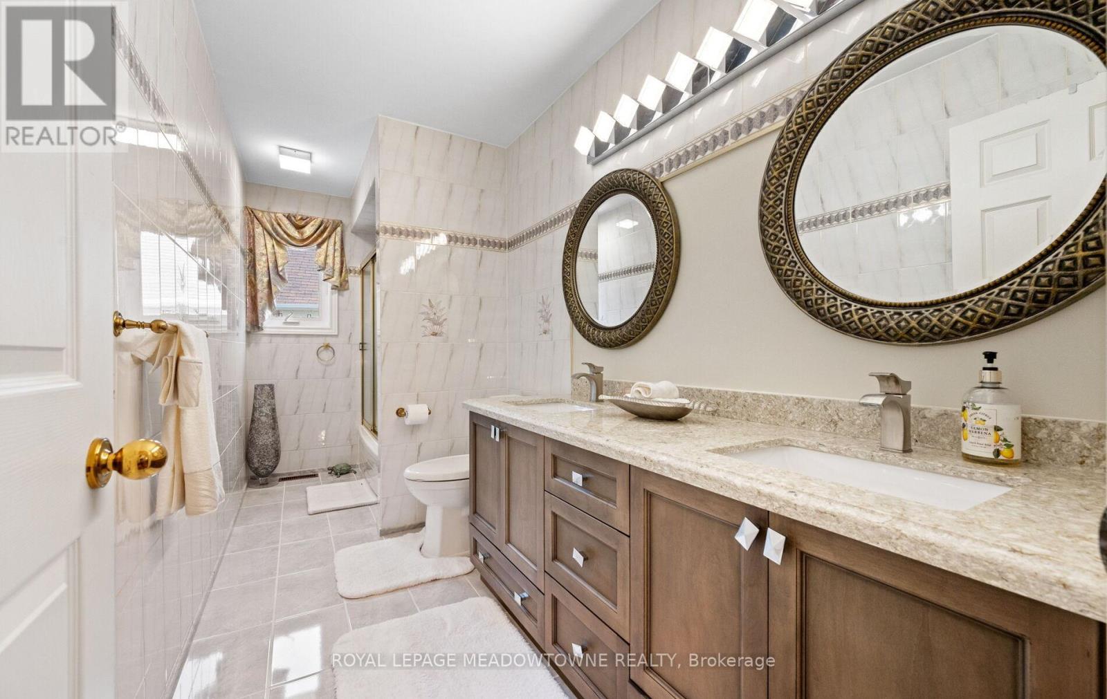 












36 SHADYWOOD ROAD

,
Brampton,




Ontario
L6Z4M1

