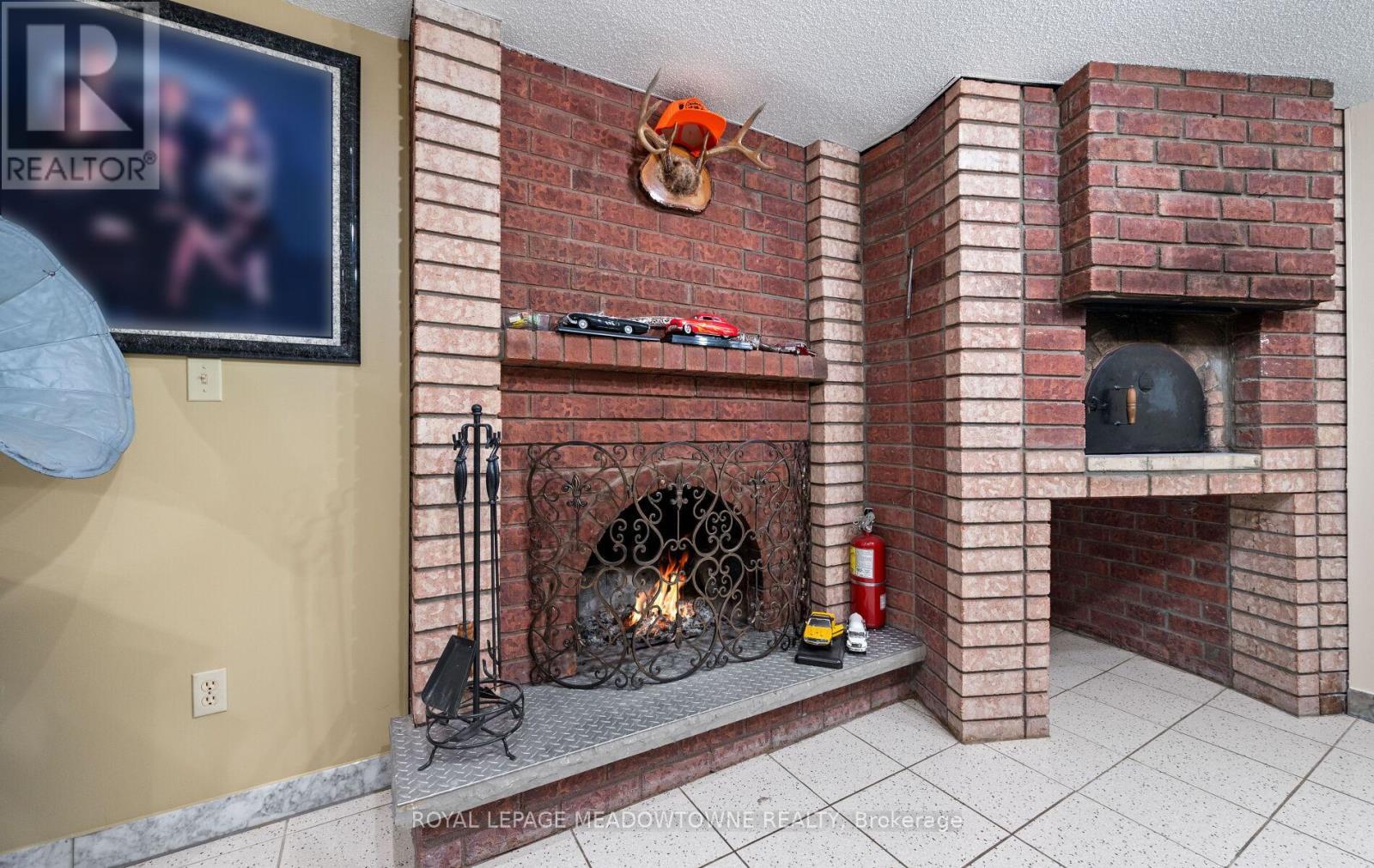 












36 SHADYWOOD ROAD

,
Brampton,




Ontario
L6Z4M1


