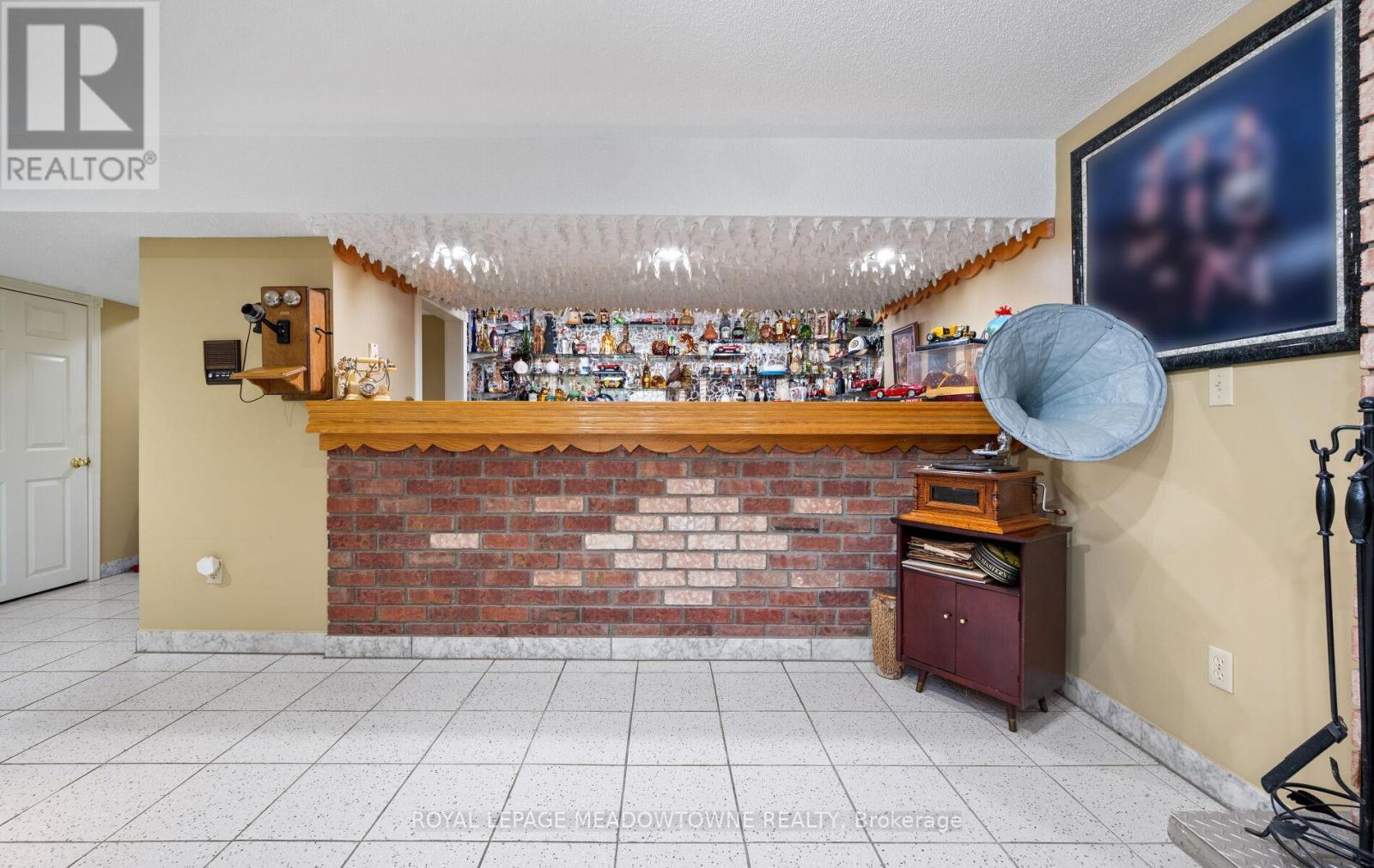 












36 SHADYWOOD ROAD

,
Brampton,




Ontario
L6Z4M1

