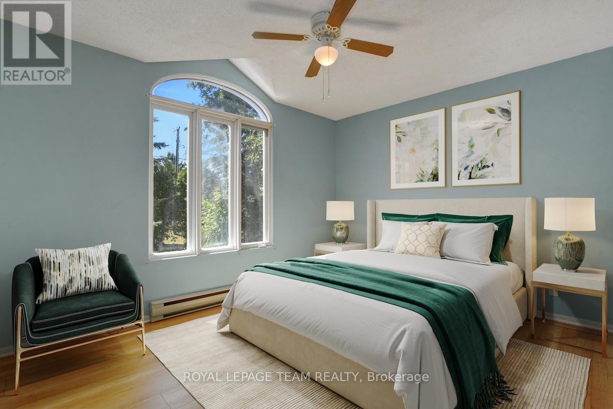 












8055 COUNTY RD. 44 ROAD

,
Edwardsburgh/Cardinal,




Ontario
K0E1X0

