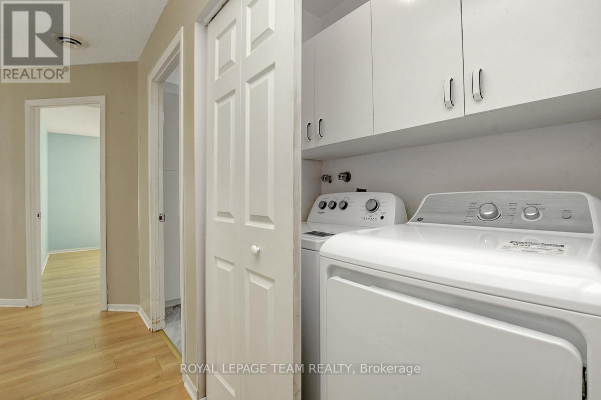 












8055 COUNTY RD. 44 ROAD

,
Edwardsburgh/Cardinal,




Ontario
K0E1X0

