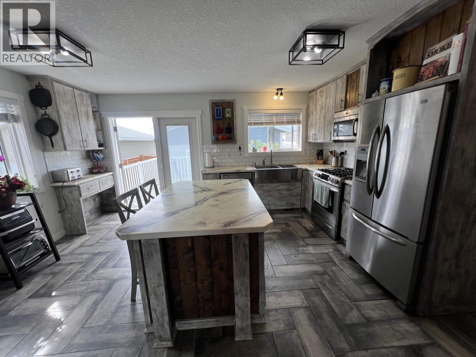 












8604 78A STREET

,
Fort St. John,




British Columbia
V1J3B1

