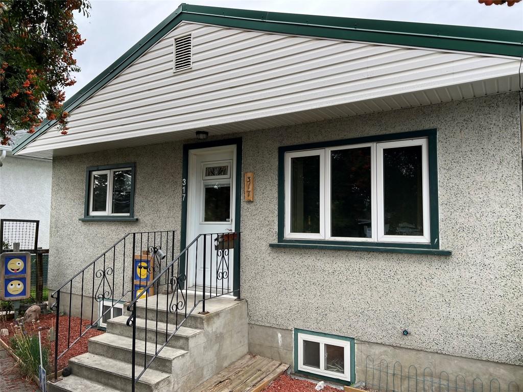 









317


2nd

Avenue,
Cranbrook,




BC
V1C 2B2

