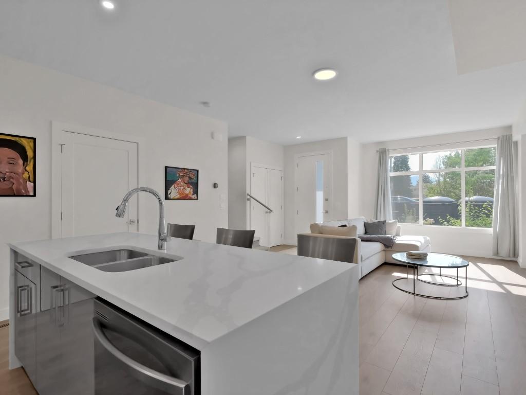 









115


Wyndham

Crescent, 23,
Kelowna,




BC
V1V 1Z1

