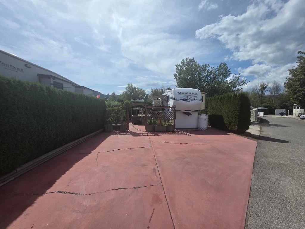 









415


Commonwealth

Road, 531,
Kelowna,







BC
V4V 1P4

