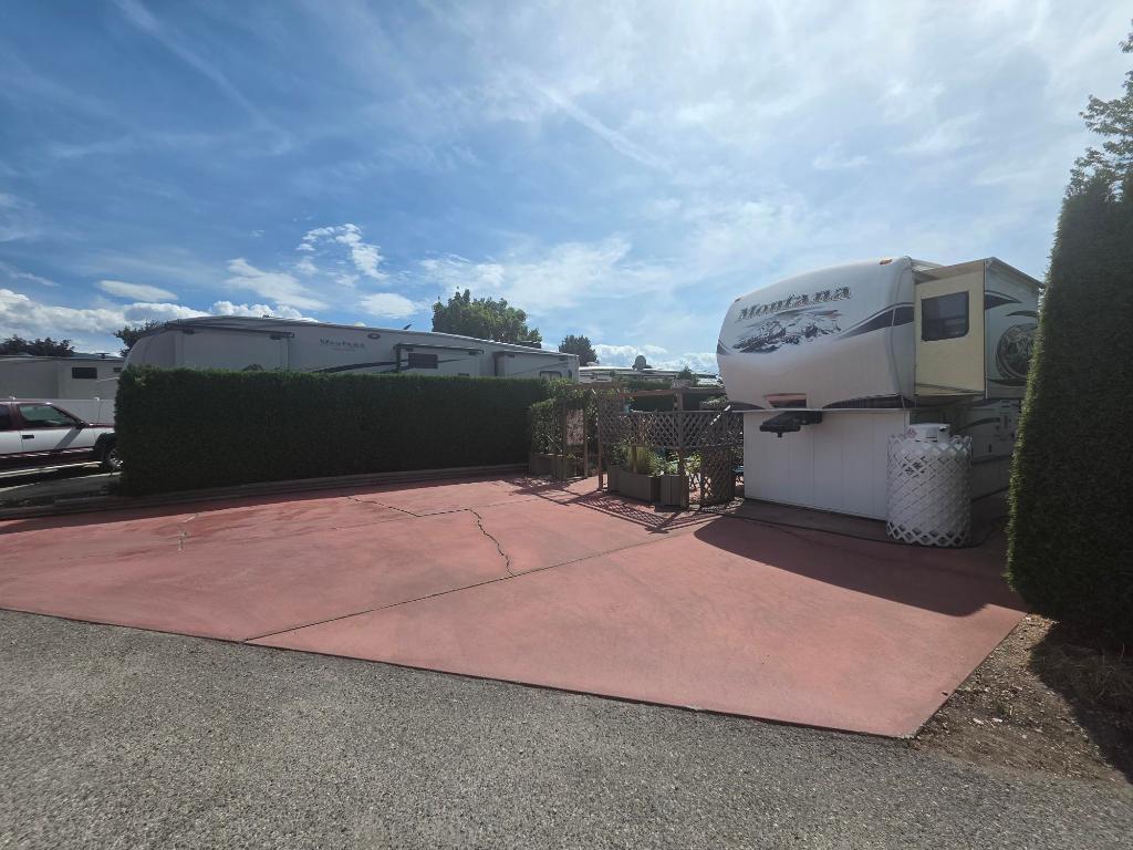 









415


Commonwealth

Road, 531,
Kelowna,







BC
V4V 1P4

