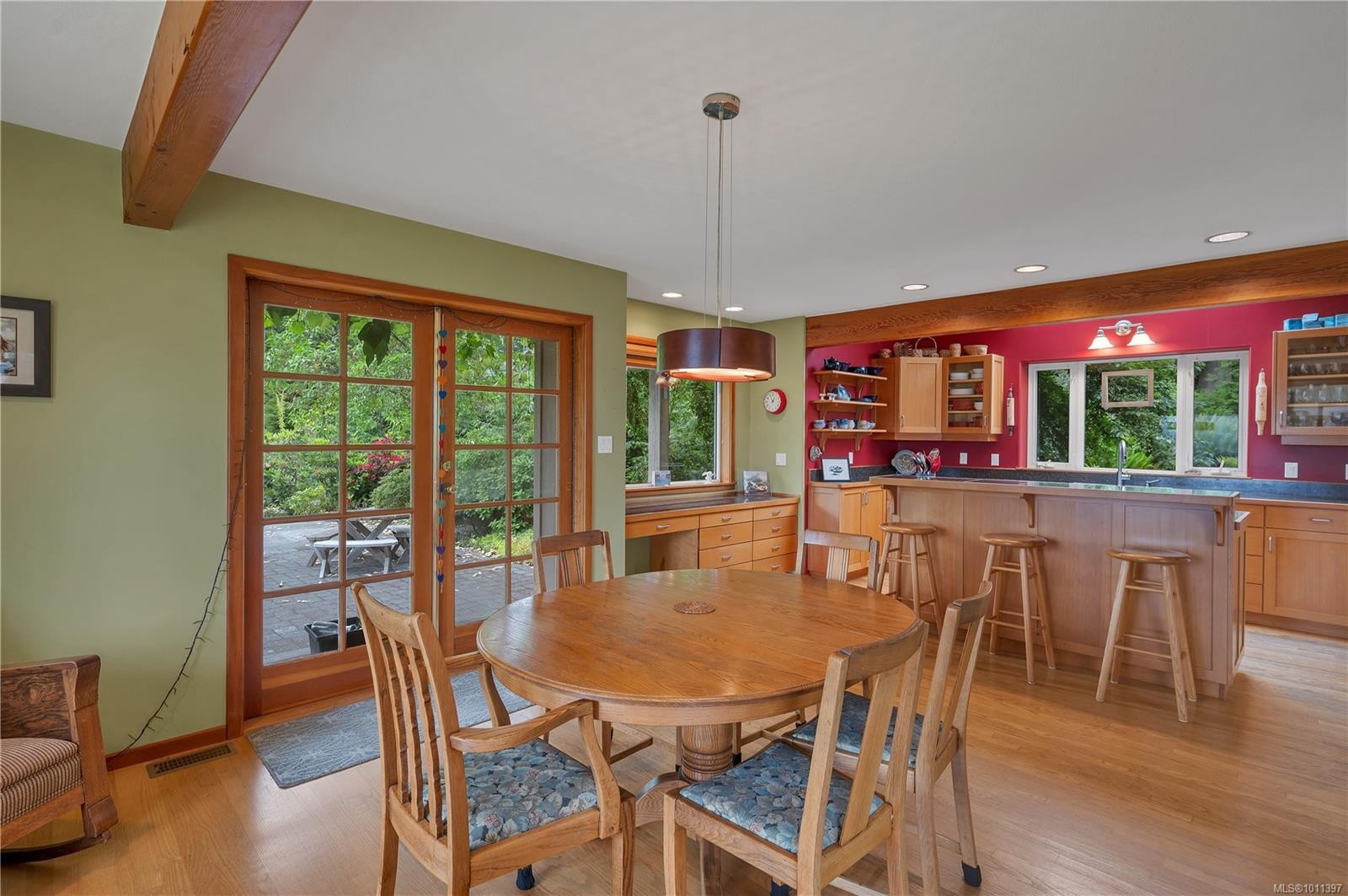 









1418


Schooner

Rd,
Quadra Island,




BC
V0P 1H0

