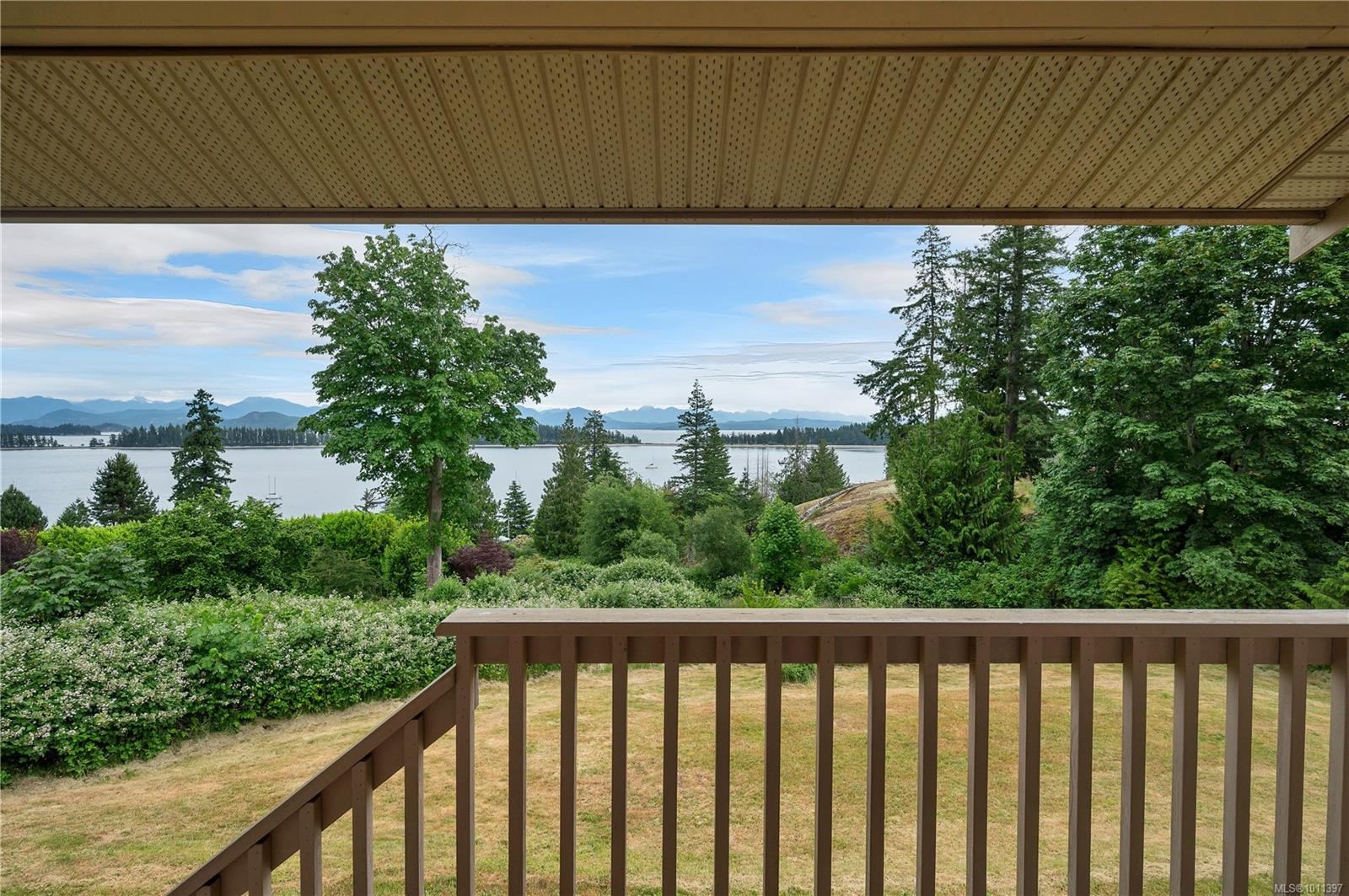 









1418


Schooner

Rd,
Quadra Island,




BC
V0P 1H0

