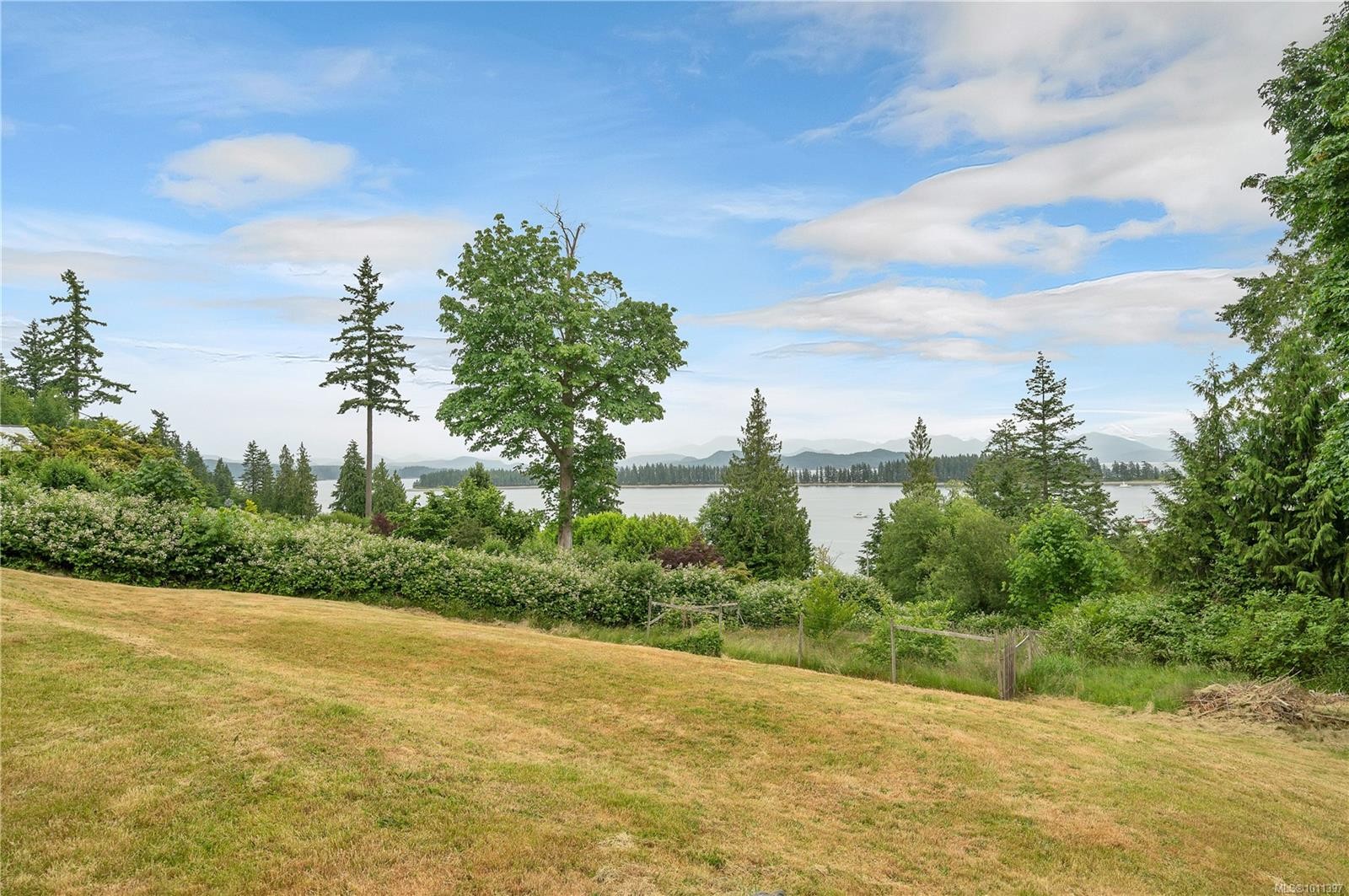 









1418


Schooner

Rd,
Quadra Island,




BC
V0P 1H0

