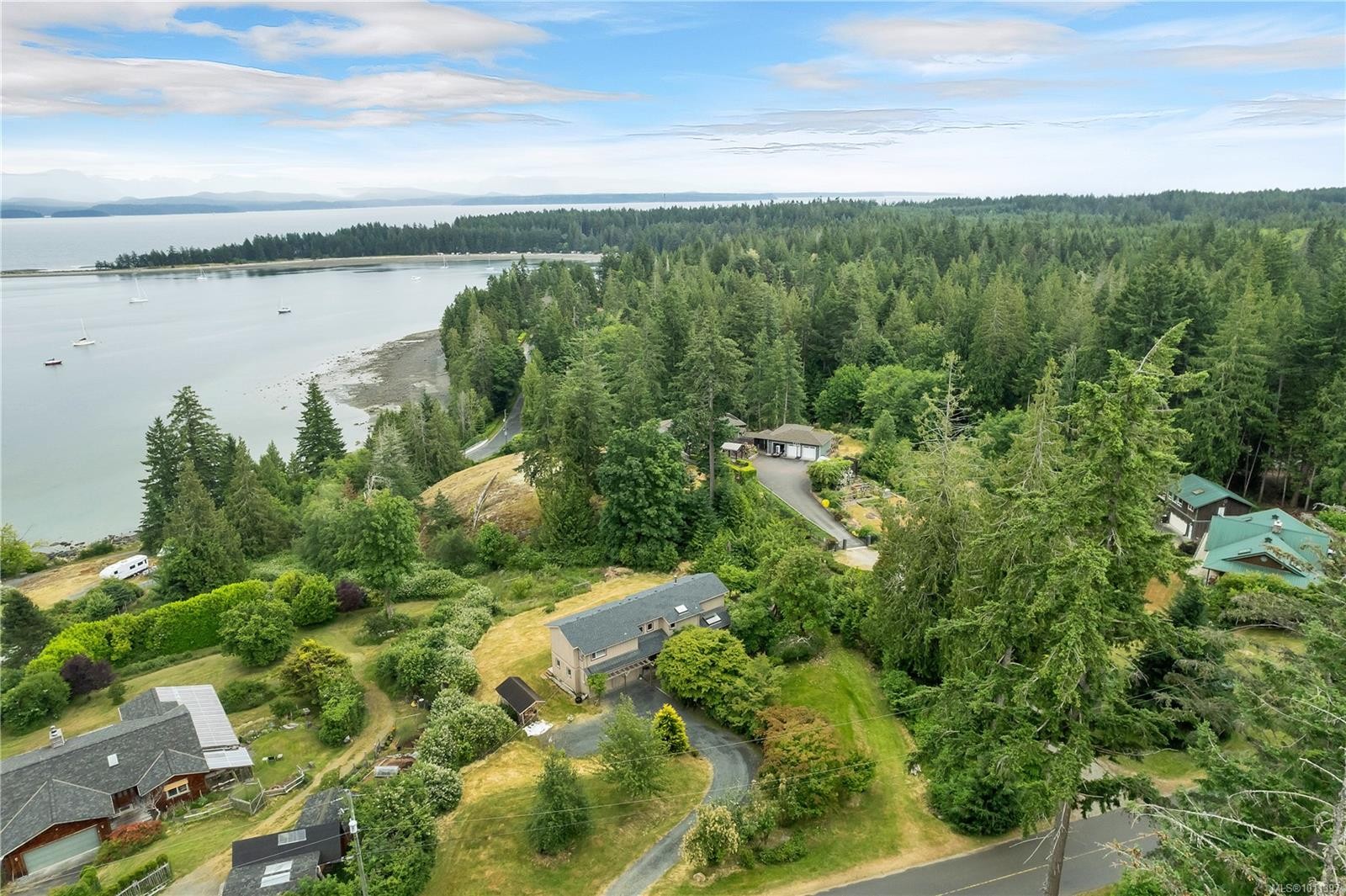 









1418


Schooner

Rd,
Quadra Island,




BC
V0P 1H0

