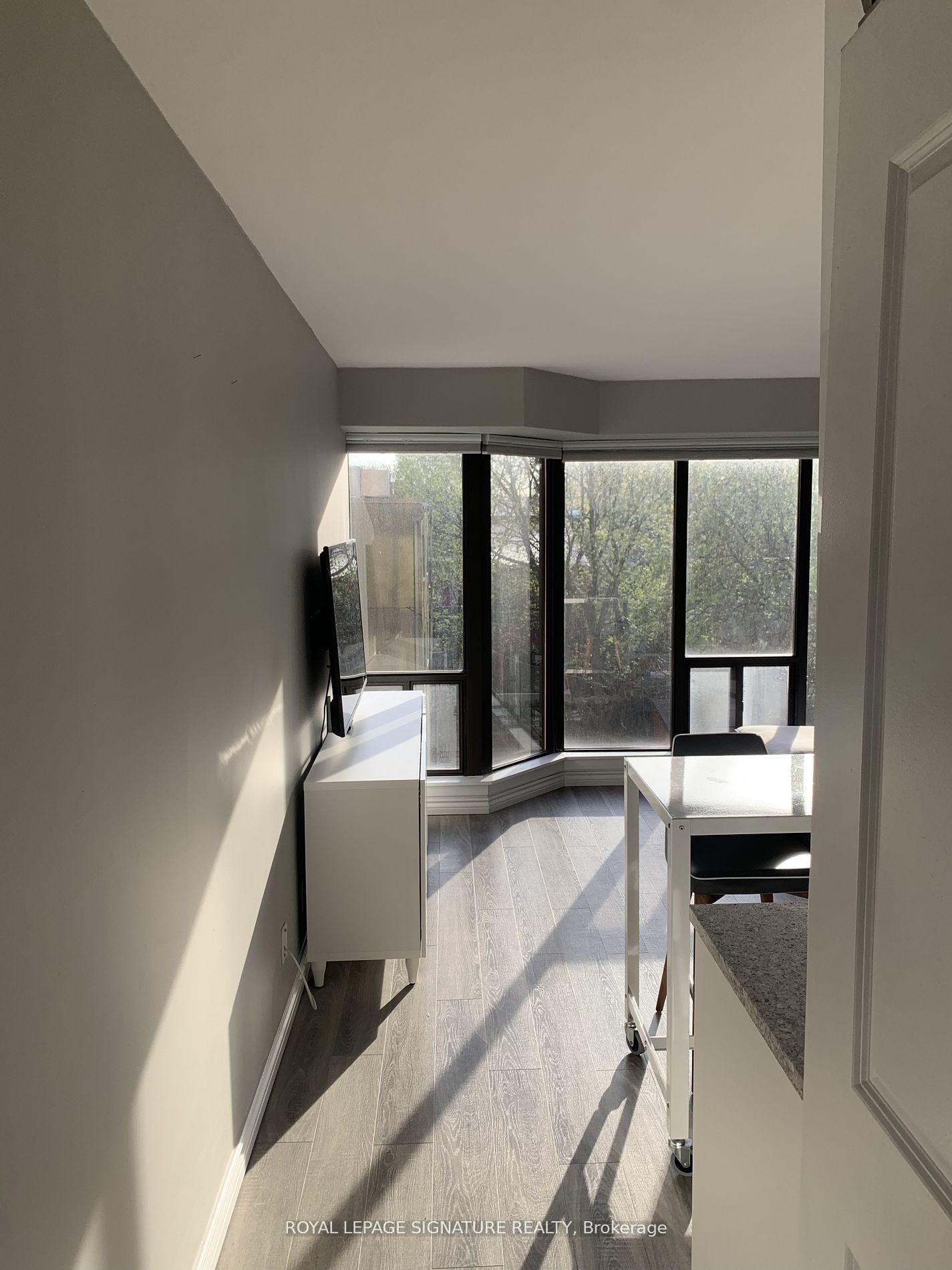 









456


College

Street, 308,
Toronto,




ON
M6G 4A3

