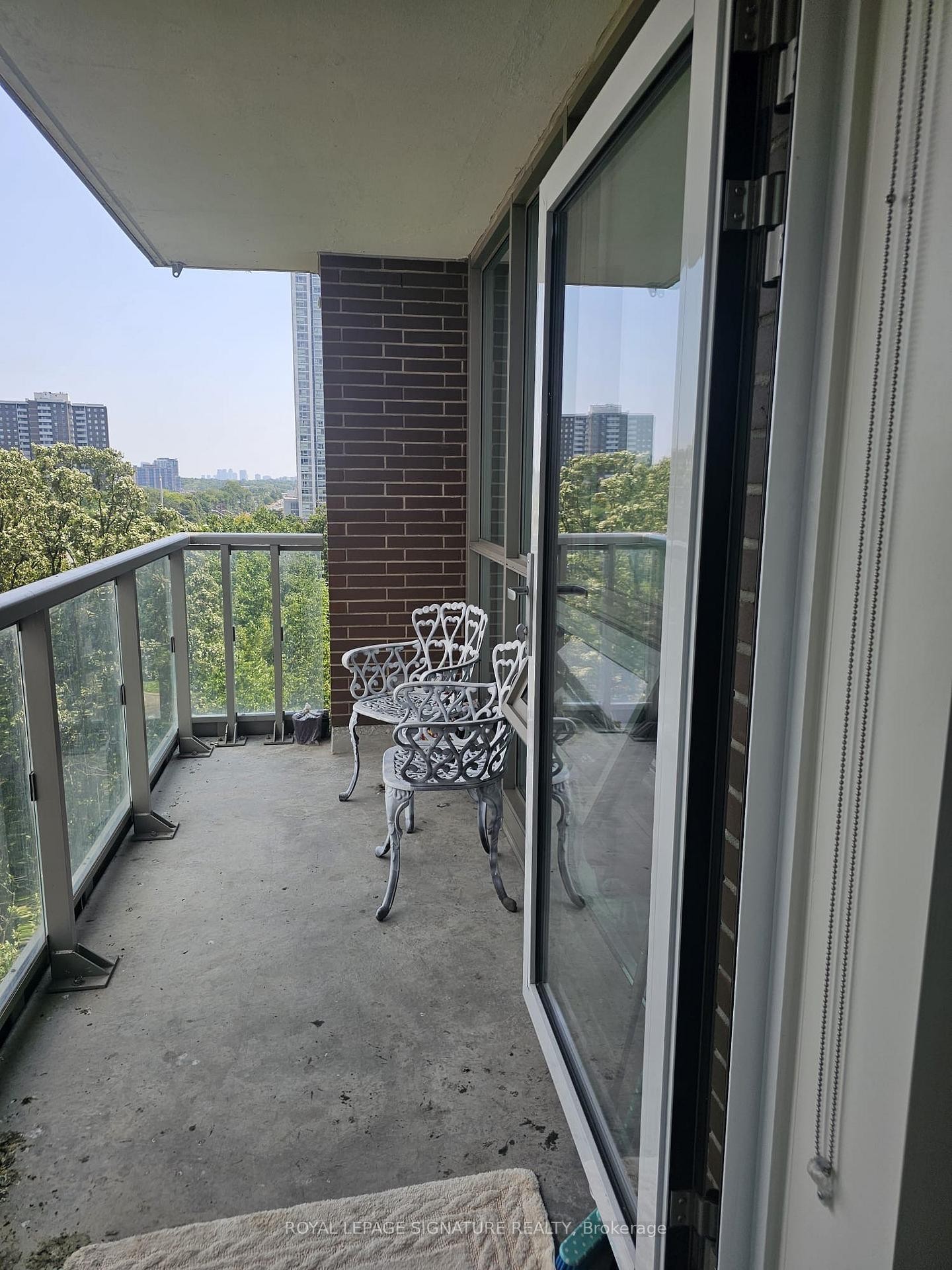 









123


Parkway Forest

Drive, 702,
Toronto,




ON
M2J 0G1

