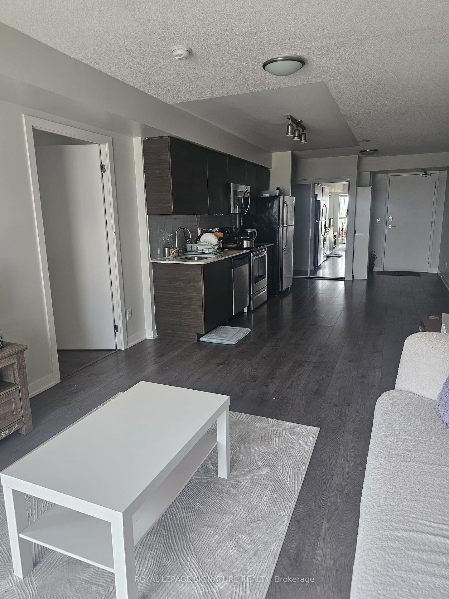 









123


Parkway Forest

Drive, 702,
Toronto,




ON
M2J 0G1

