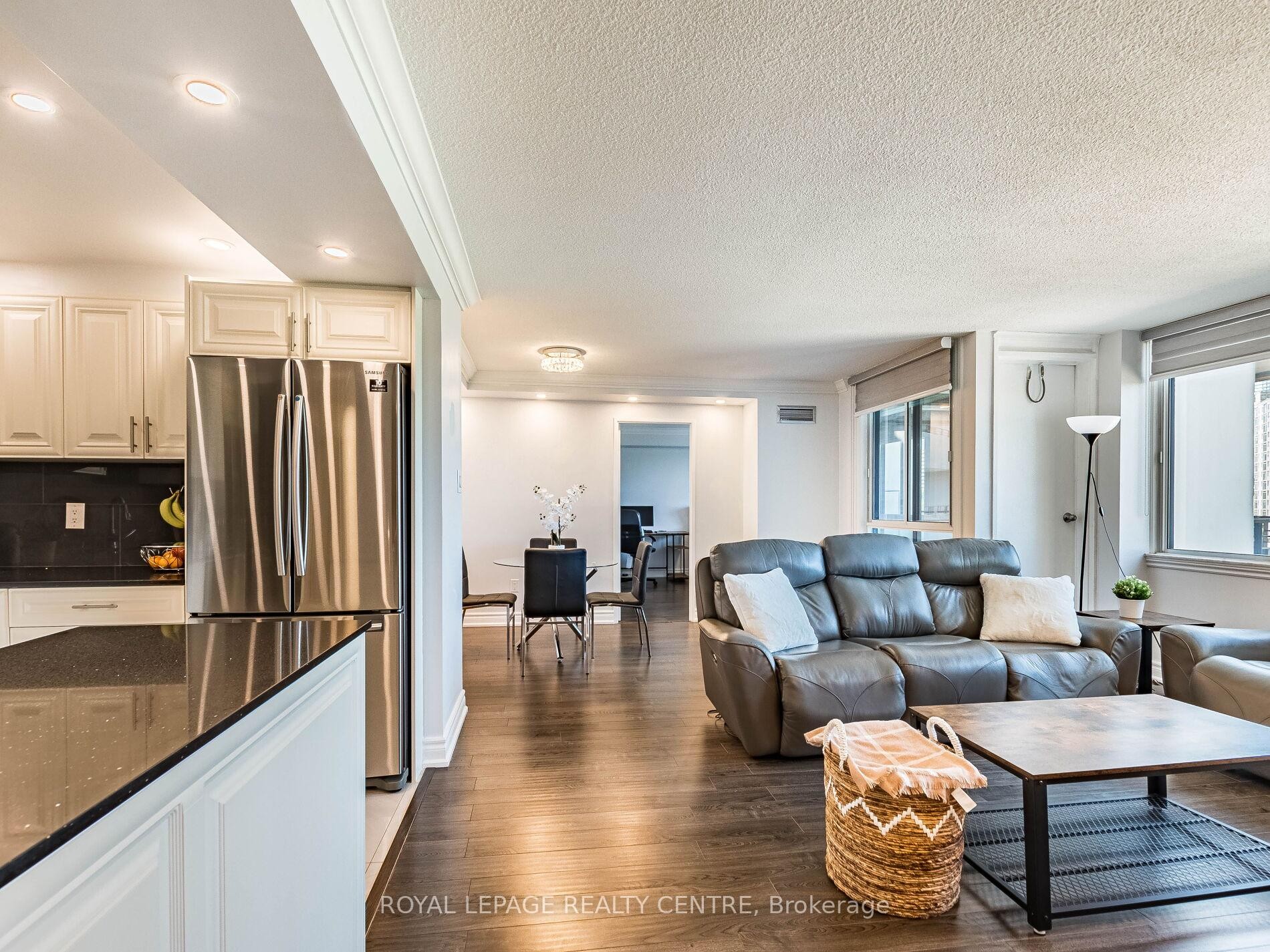 









1320


Mississauga Valley

Boulevard, 709,
Mississauga,




ON
L5A 3R6

