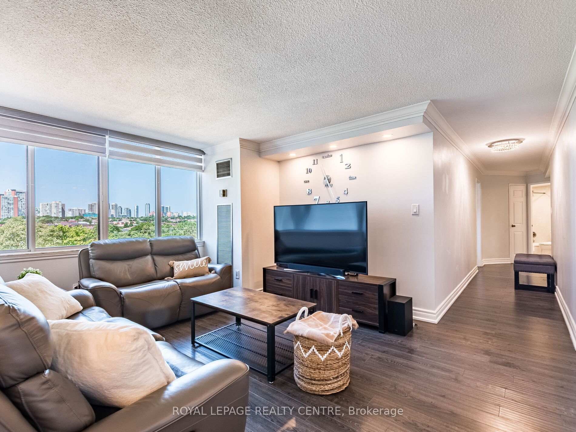 









1320


Mississauga Valley

Boulevard, 709,
Mississauga,




ON
L5A 3R6

