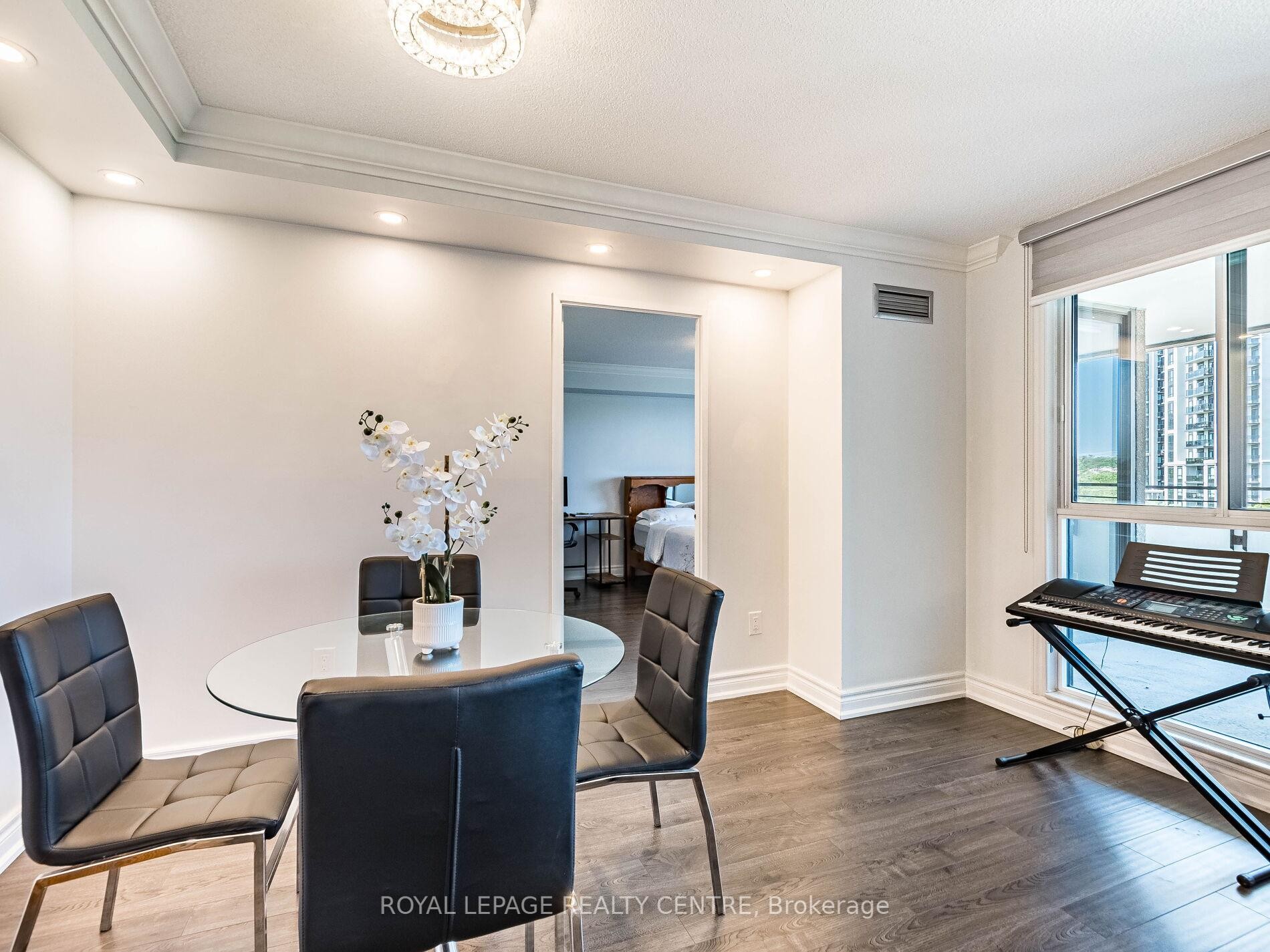 









1320


Mississauga Valley

Boulevard, 709,
Mississauga,




ON
L5A 3R6

