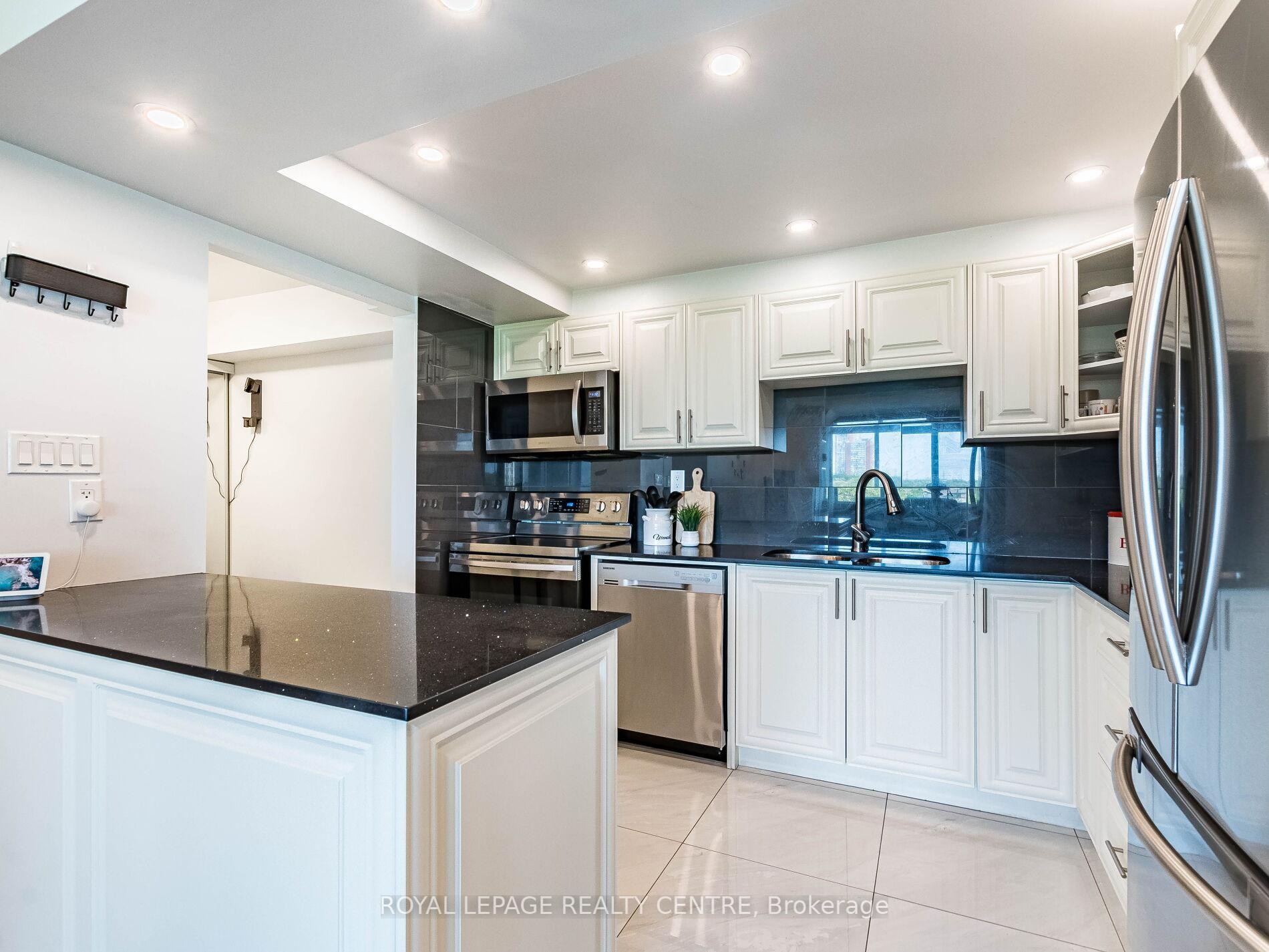 









1320


Mississauga Valley

Boulevard, 709,
Mississauga,




ON
L5A 3R6

