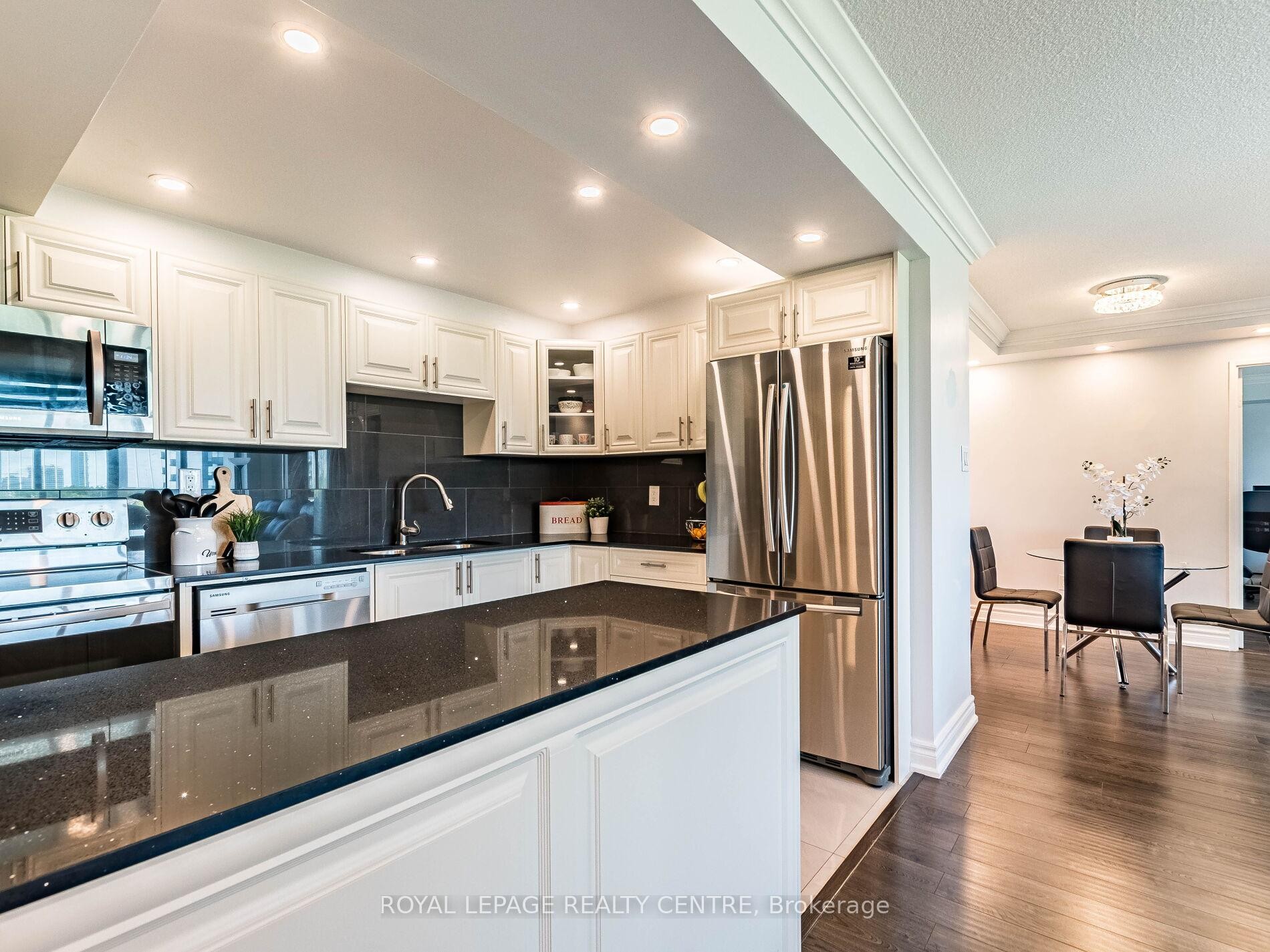 









1320


Mississauga Valley

Boulevard, 709,
Mississauga,




ON
L5A 3R6

