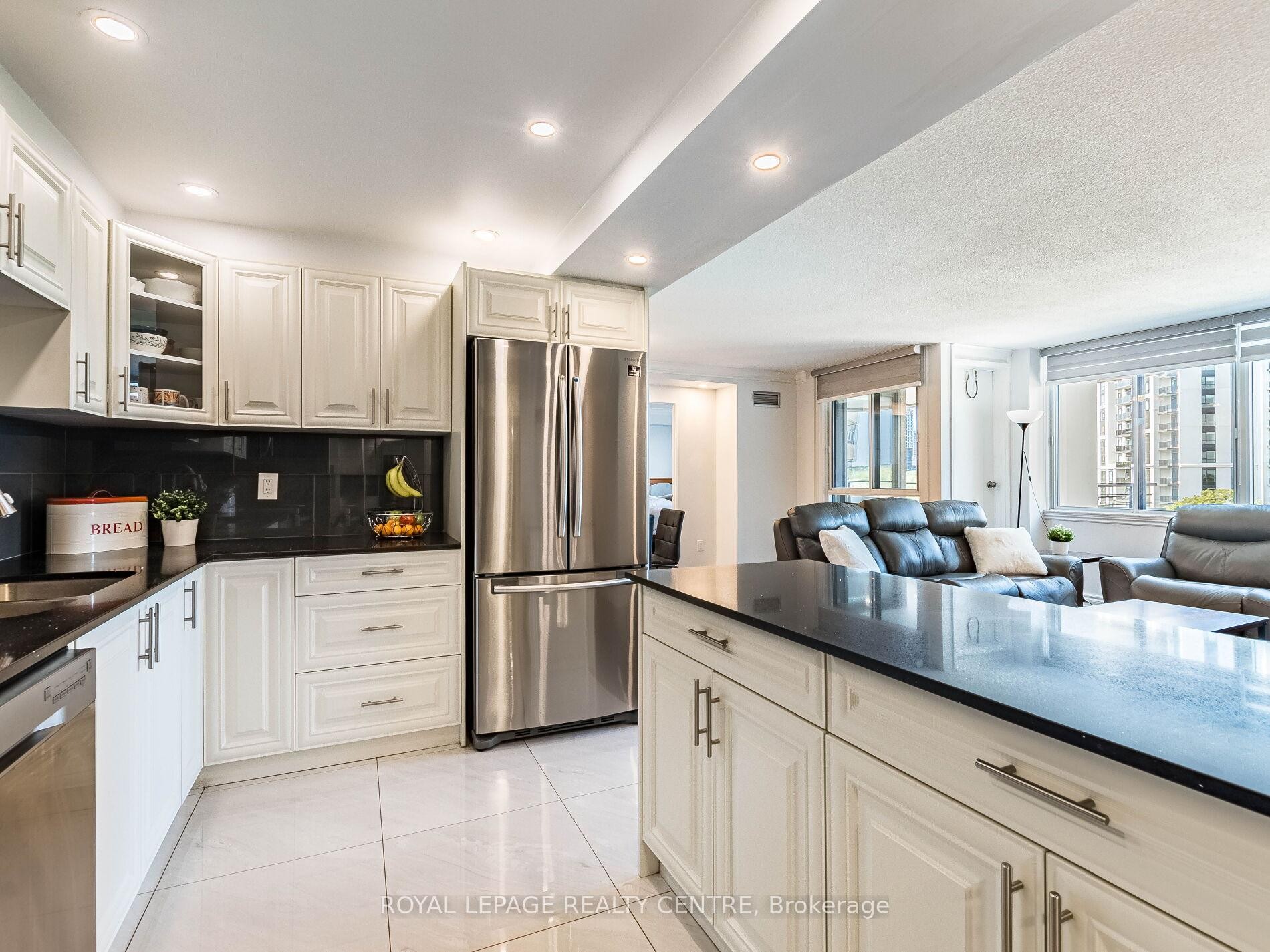









1320


Mississauga Valley

Boulevard, 709,
Mississauga,




ON
L5A 3R6

