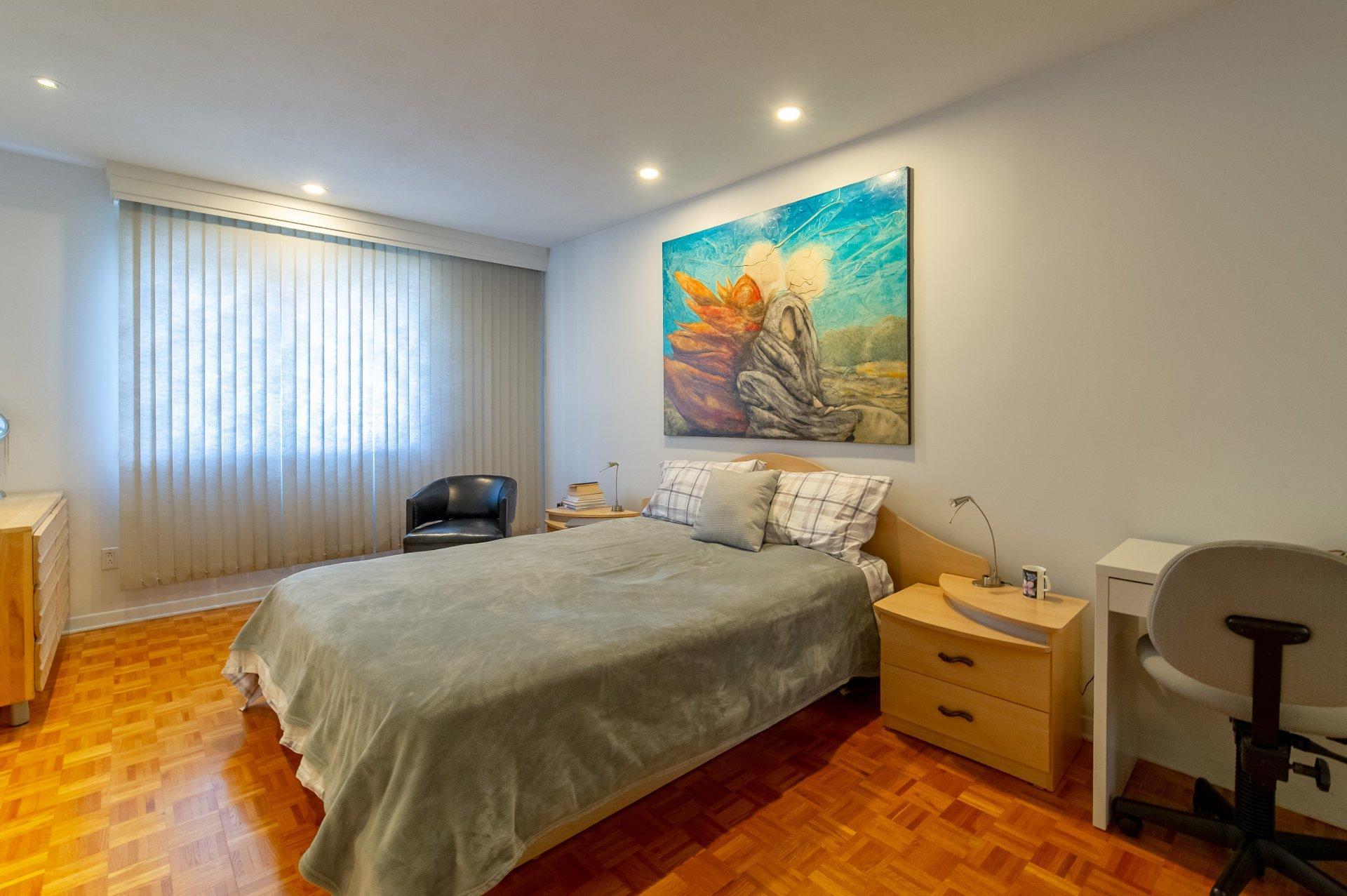 









1620


Crois. Rousseau

,
Brossard,




QC
J4X1S7

