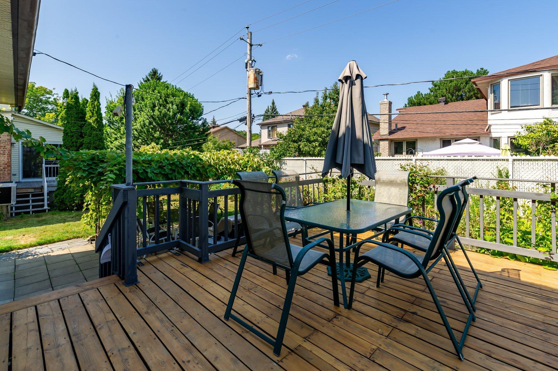 









1620


Crois. Rousseau

,
Brossard,




QC
J4X1S7

