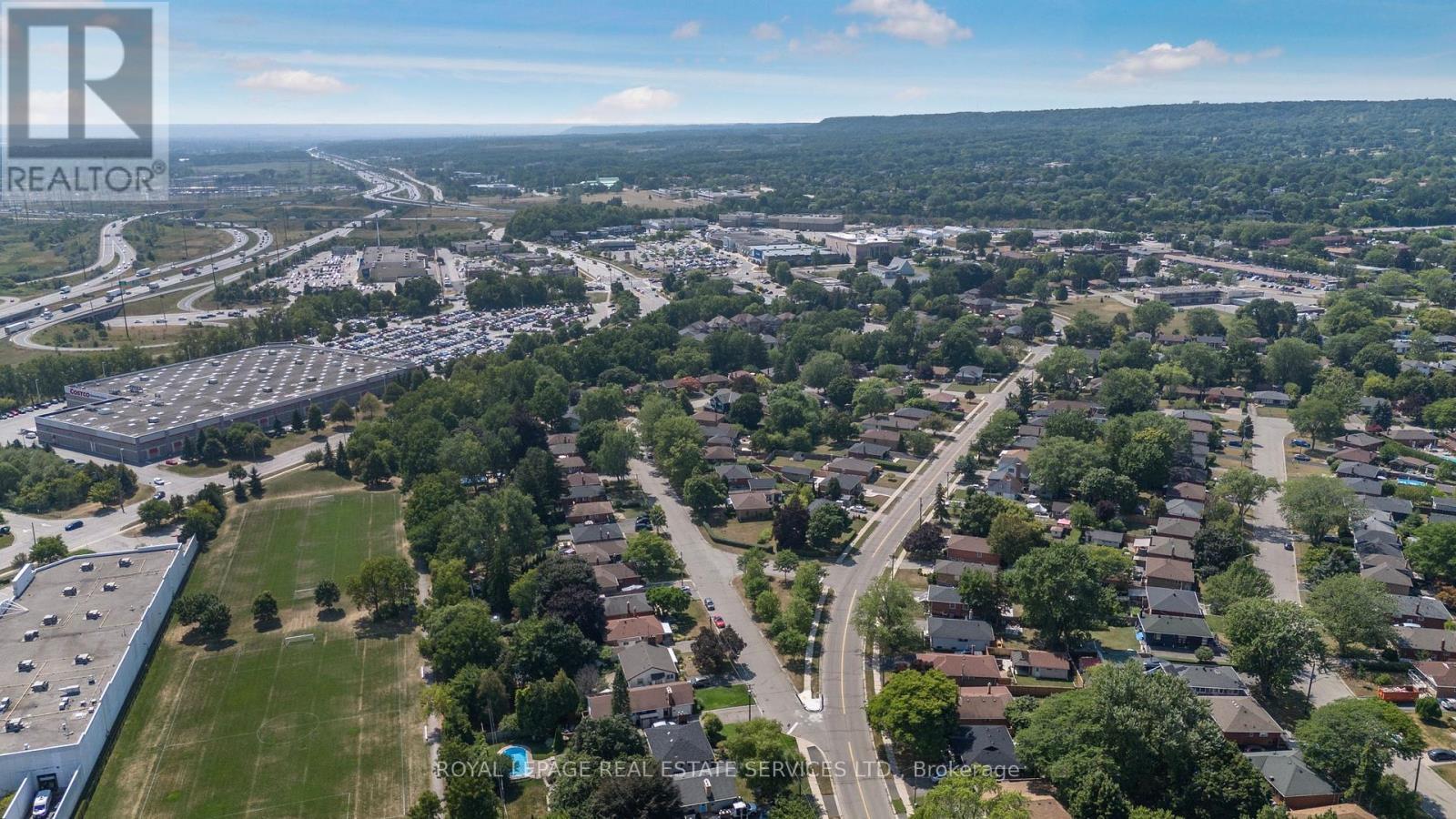 












2143 MOUNTAINSIDE DRIVE

,
Burlington,




Ontario
L7P1B3

