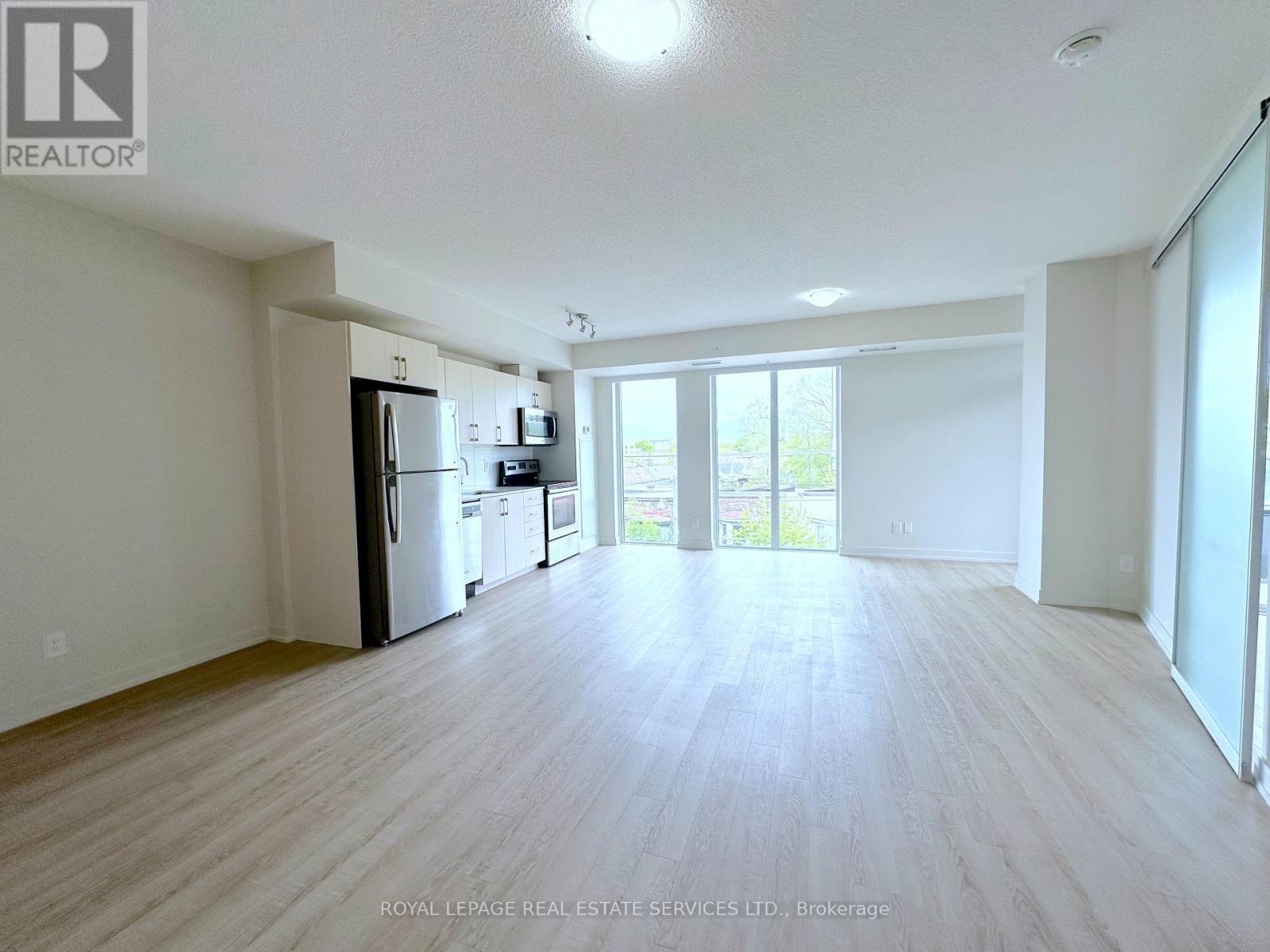 












510 - 763 WOODBINE AVENUE

,
Toronto,




Ontario
M4E2J4

