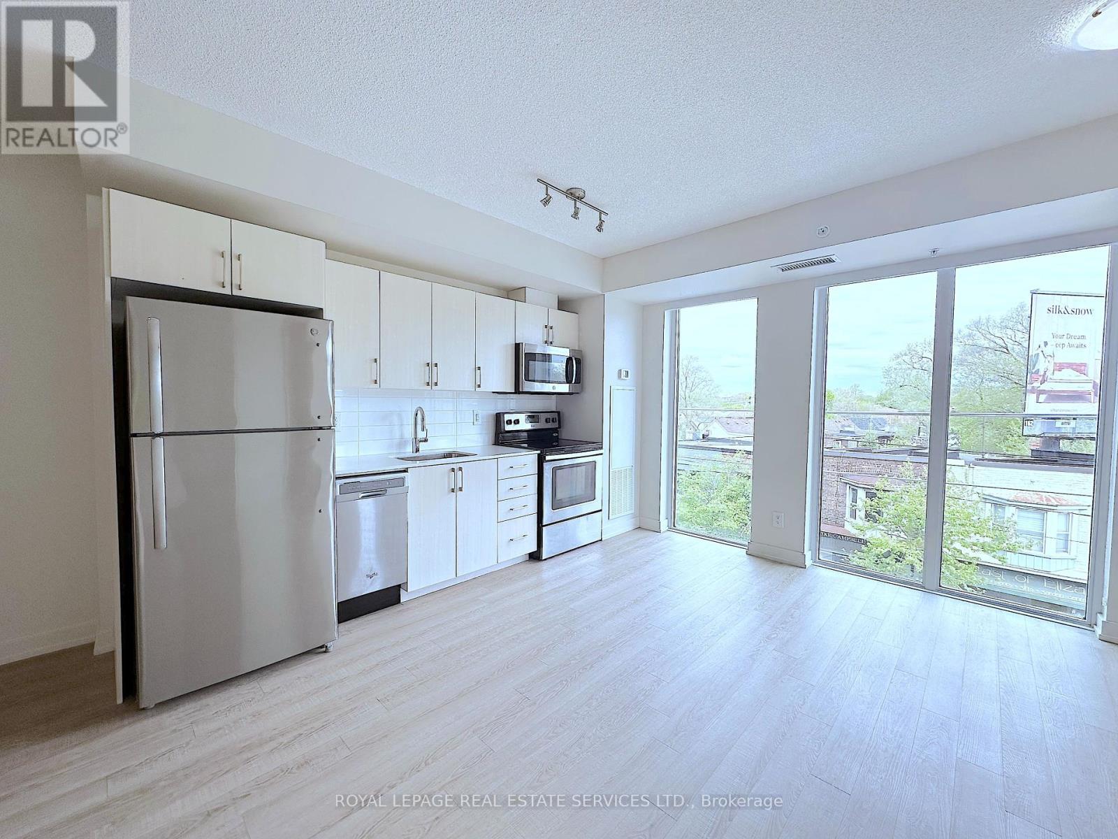 












510 - 763 WOODBINE AVENUE

,
Toronto,




Ontario
M4E2J4

