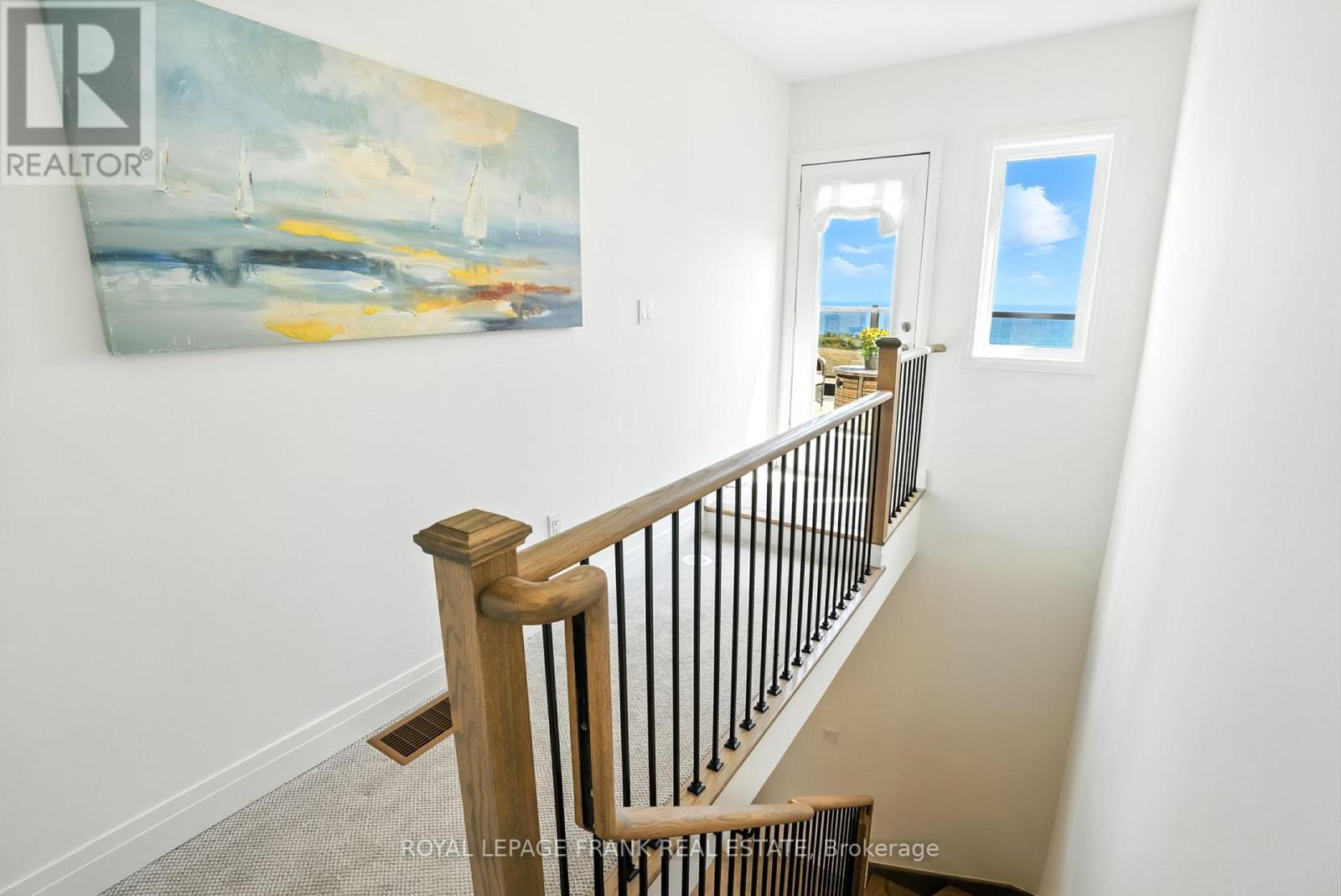 












17 - 647 PORT DARLINGTON ROAD

,
Clarington (Bowmanville),




Ontario
L1C7G2

