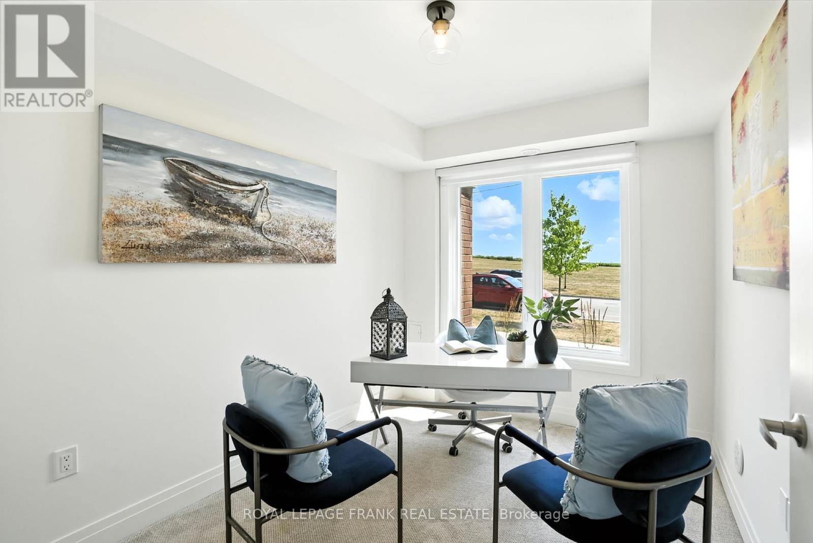 












17 - 647 PORT DARLINGTON ROAD

,
Clarington (Bowmanville),




Ontario
L1C7G2

