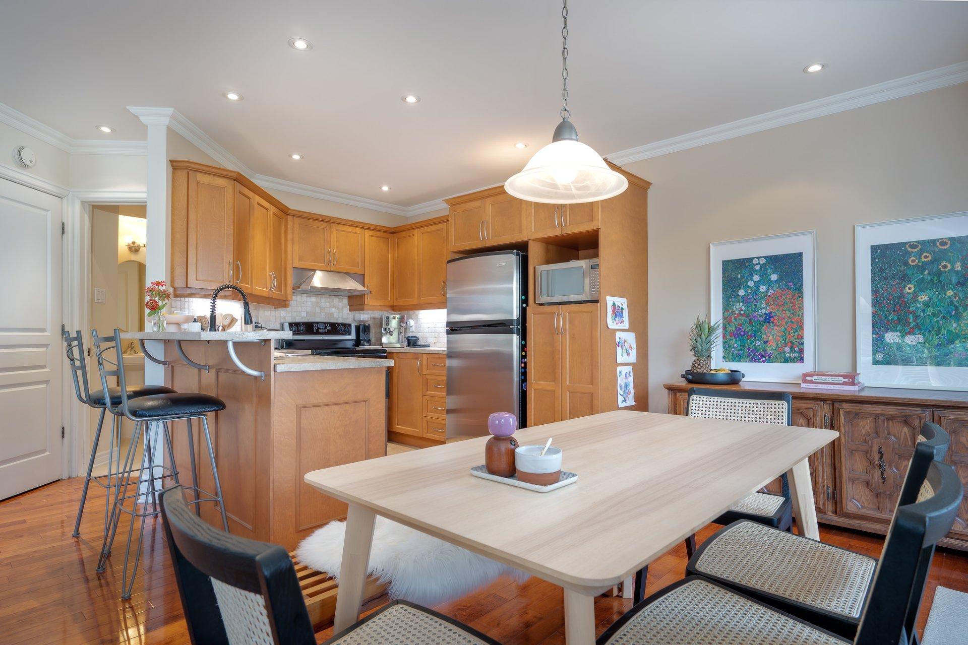 









1728


Rue du Tournesol

, 3,
Saint-Lazare,




QC
J7T3K6

