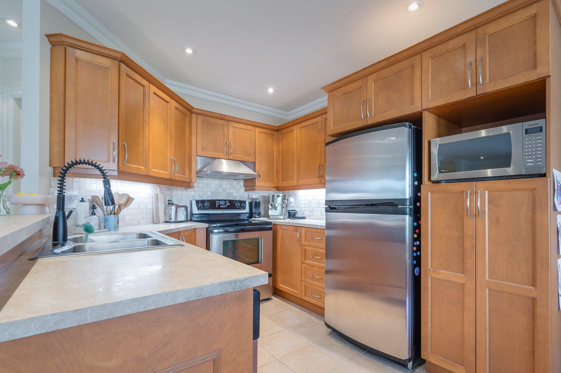 









1728


Rue du Tournesol

, 3,
Saint-Lazare,




QC
J7T3K6

