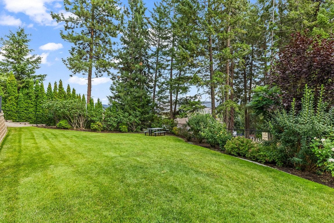 









2283


Shannon Heights

Court, 6,
West Kelowna,




BC
V4T 3B9


