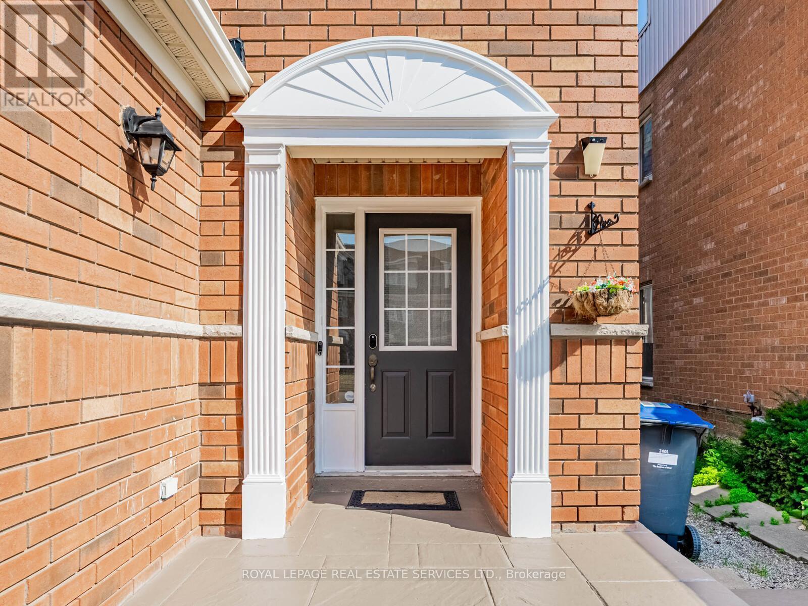 












3370 SOUTHWICK STREET

,
Mississauga,




Ontario
L5M7L5

