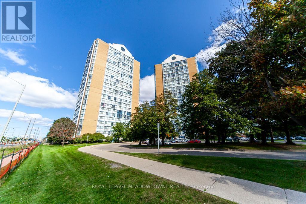 












1914 - 35 TRAILWOOD DRIVE

,
Mississauga,




Ontario
L4Z3L6

