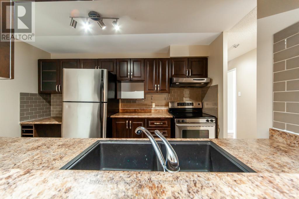 












1914 - 35 TRAILWOOD DRIVE

,
Mississauga,




Ontario
L4Z3L6

