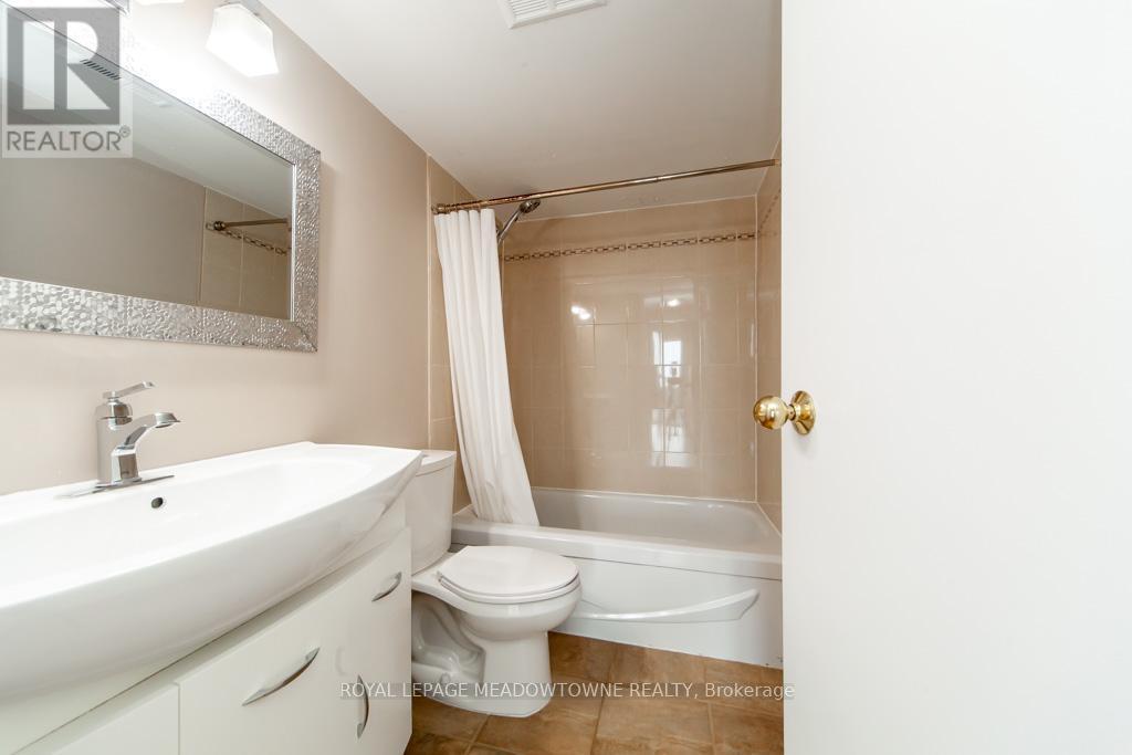 












1914 - 35 TRAILWOOD DRIVE

,
Mississauga,




Ontario
L4Z3L6

