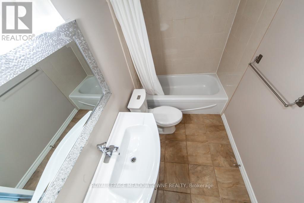 












1914 - 35 TRAILWOOD DRIVE

,
Mississauga,




Ontario
L4Z3L6

