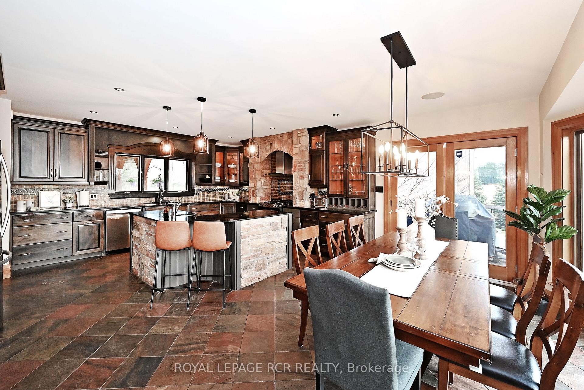 









3327


9

Line,
Bradford West Gwillimbury,




ON
L3Z 3S4

