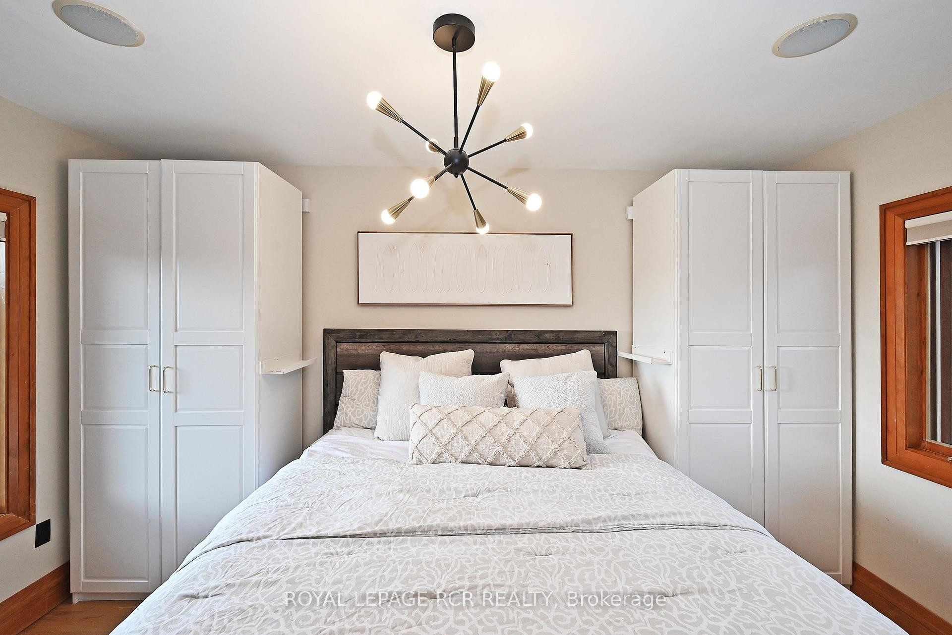 









3327


9

Line,
Bradford West Gwillimbury,




ON
L3Z 3S4

