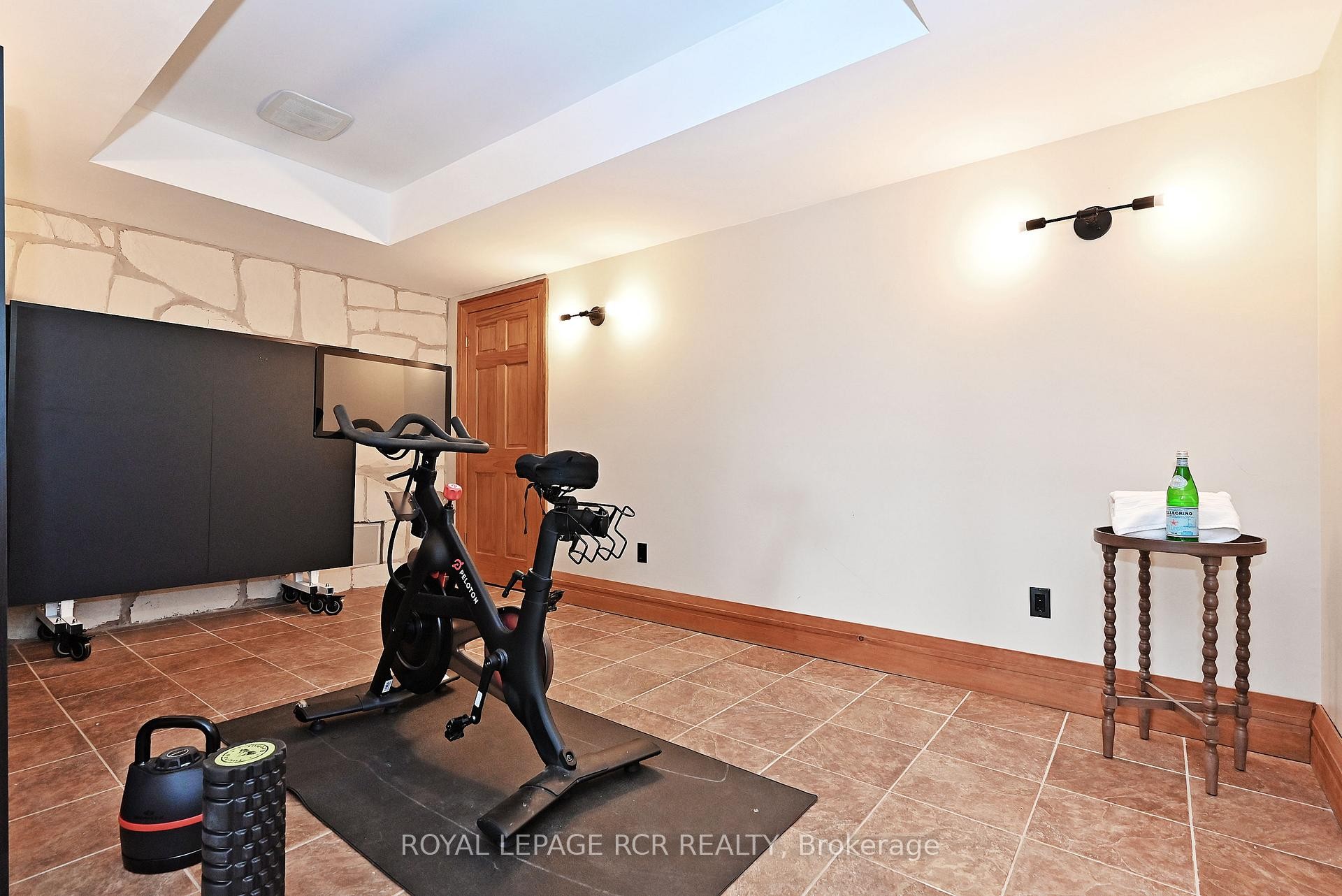 









3327


9

Line,
Bradford West Gwillimbury,




ON
L3Z 3S4

