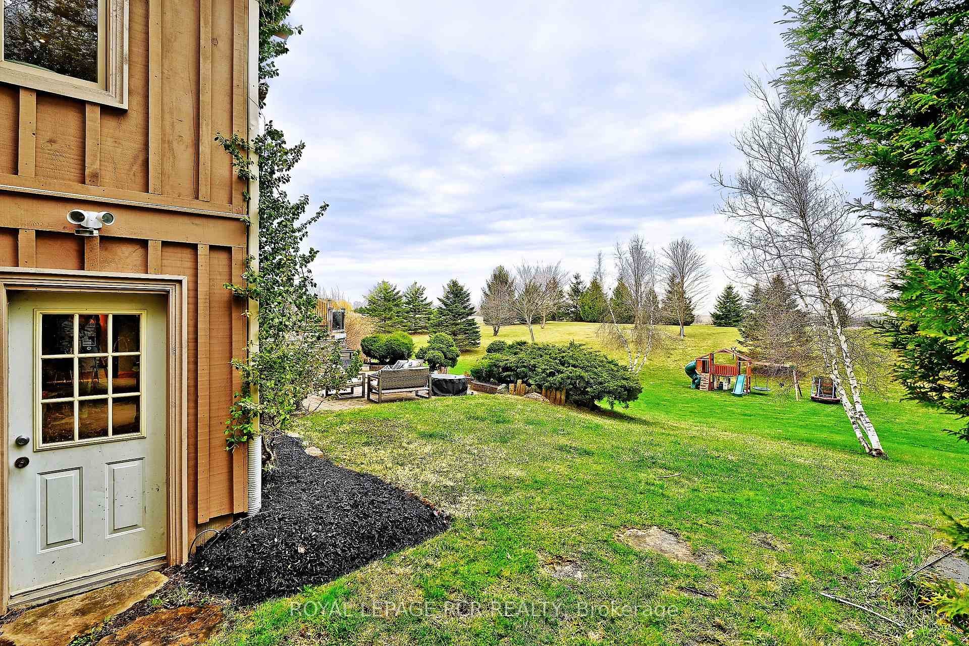 









3327


9

Line,
Bradford West Gwillimbury,




ON
L3Z 3S4

