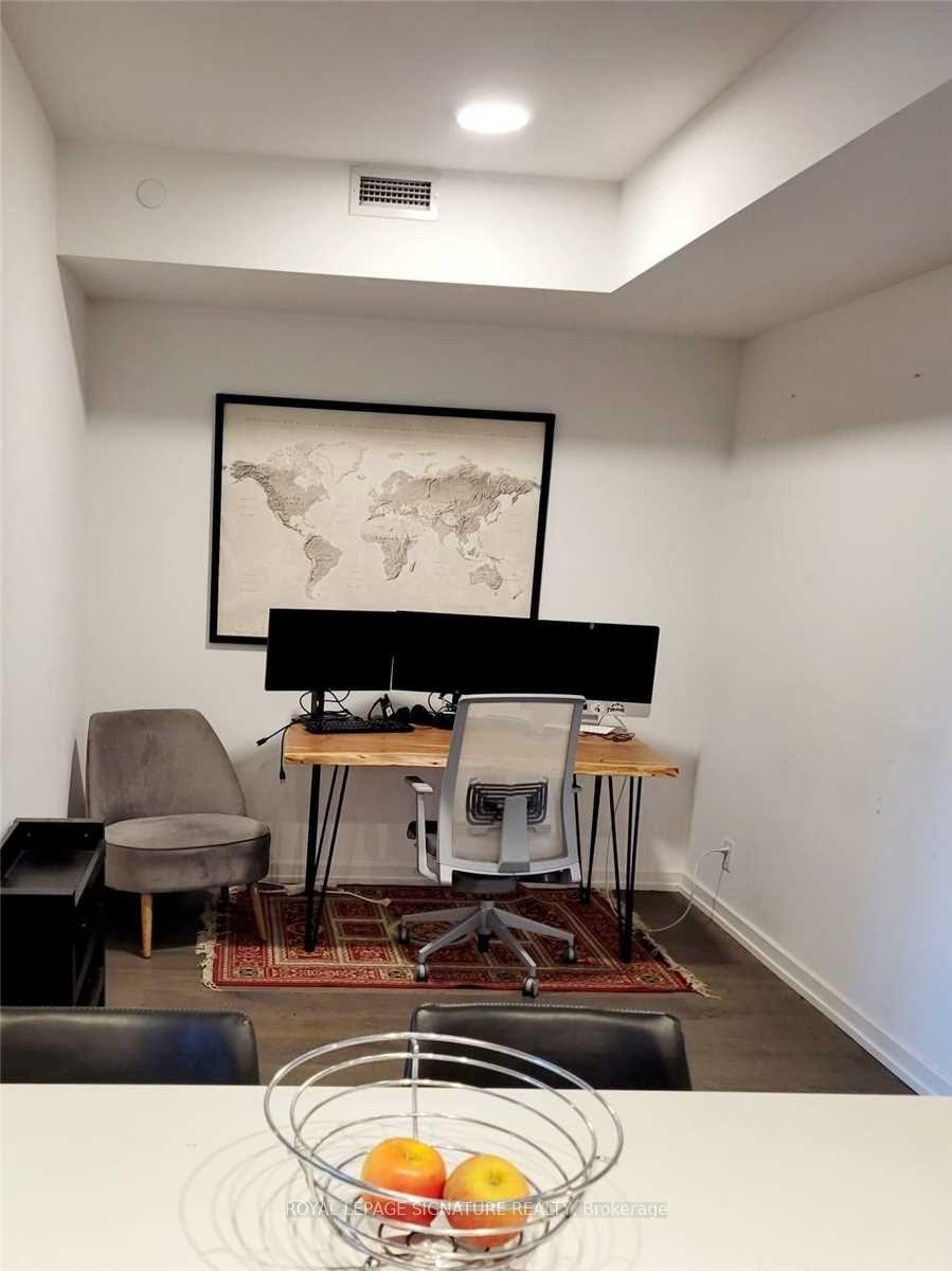 









20


Tubman

Avenue, 1706,
Toronto,




ON
M5A 0M5

