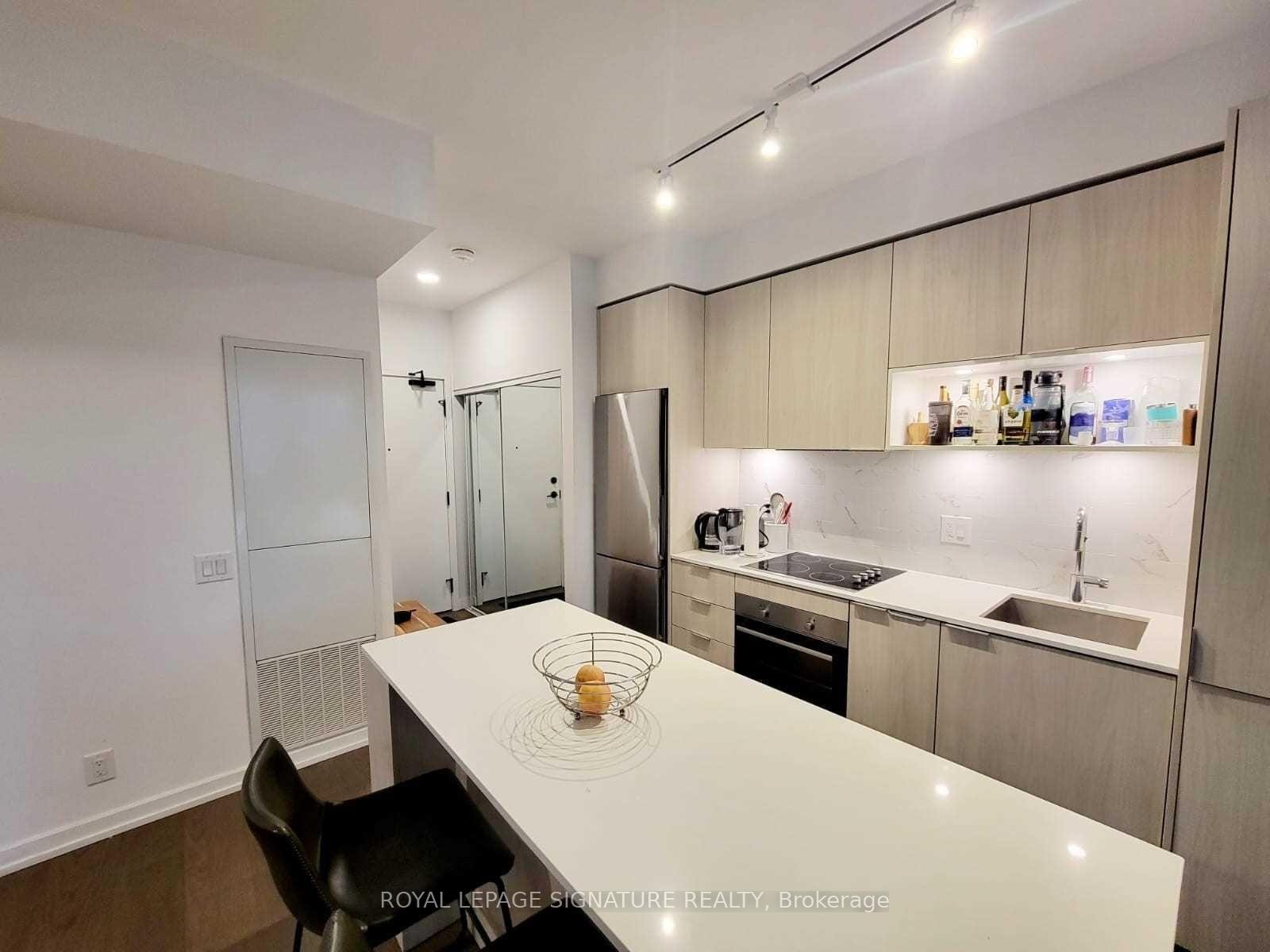 









20


Tubman

Avenue, 1706,
Toronto,




ON
M5A 0M5


