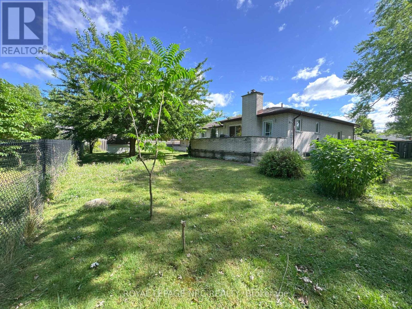 












BASEMENT - 925 BUFFALO ROAD

,
Fort Erie (Crescent Park),




Ontario
L2A5H3

