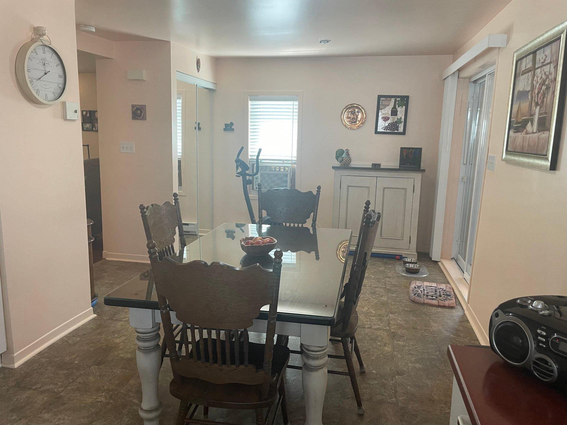 









338

 - 340


Rue Laurier

,
Saint-Jean-sur-Richelieu,




QC
J3B6L3

