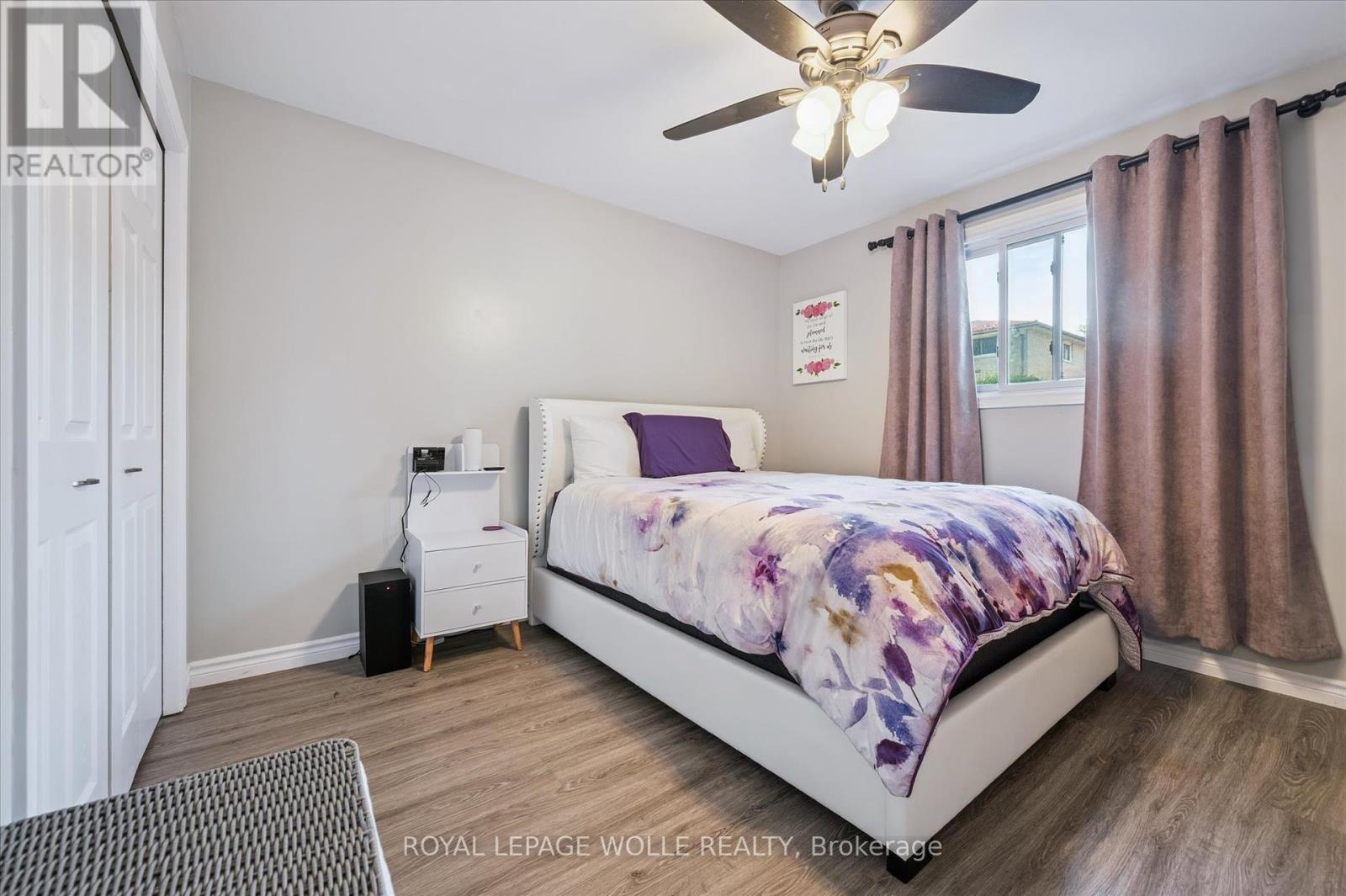 












263 THE COUNTRY WAY

,
Kitchener,




Ontario
N2E2V6

