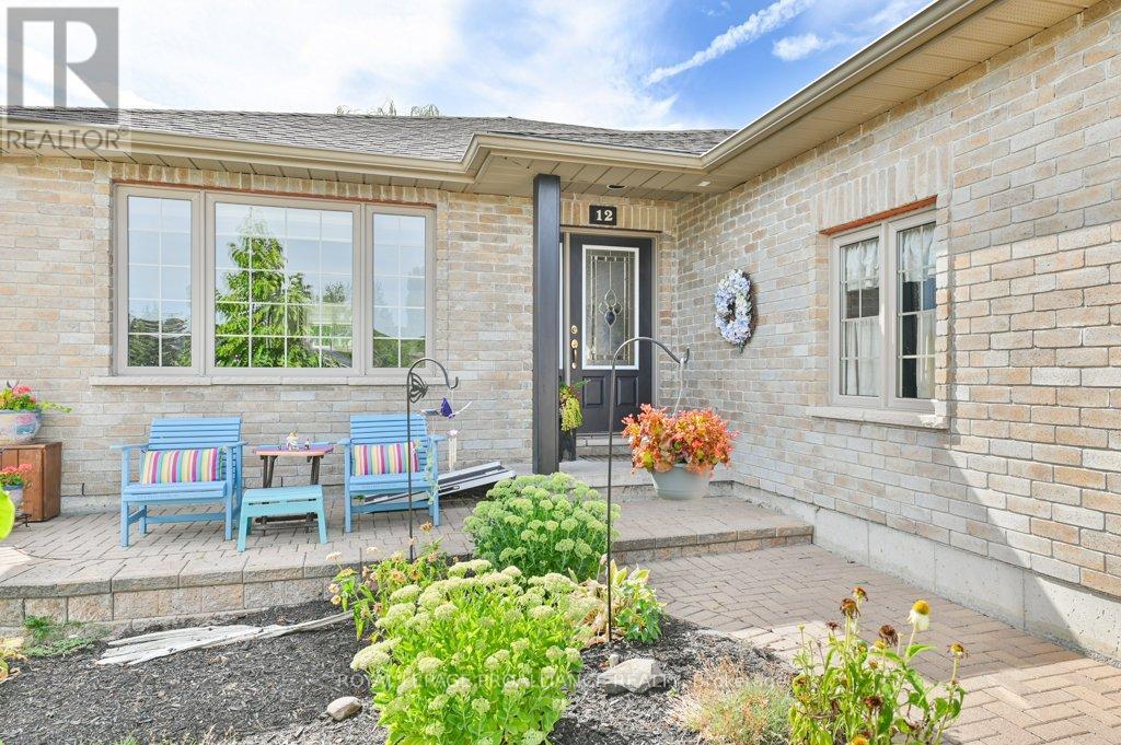 












12 STONEGATE CRESCENT

,
Quinte West (Frankford Ward),




Ontario
K0K2C0

