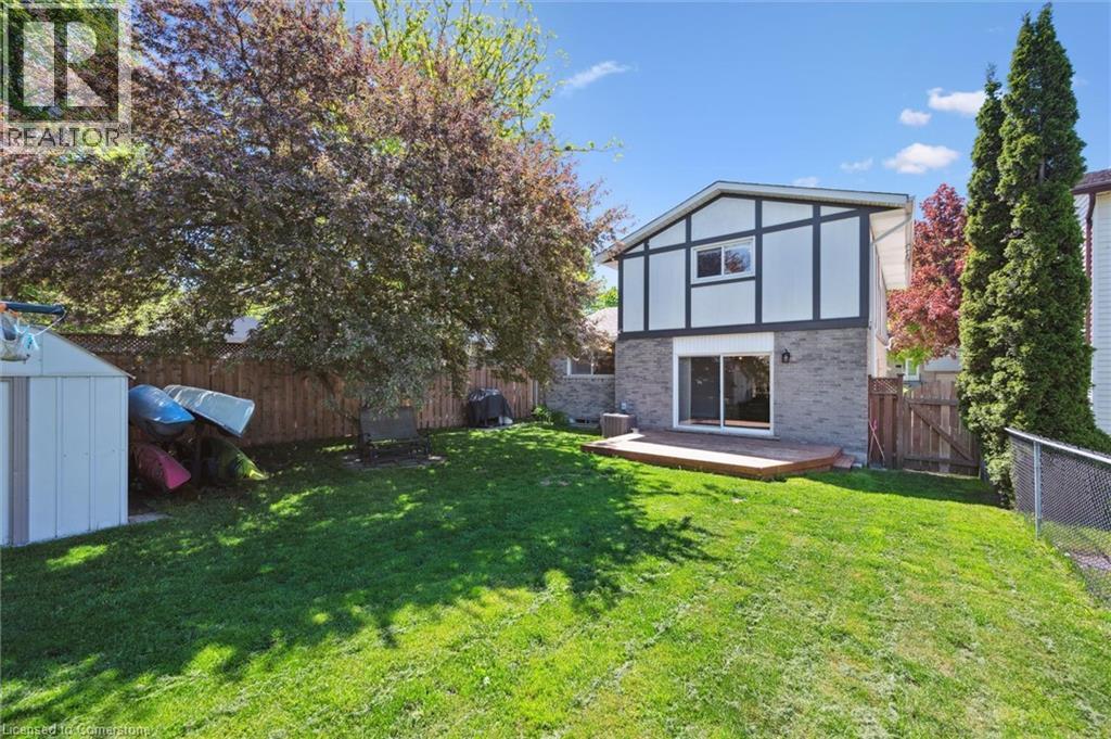 












31 DRIFTWOOD Place

,
Kitchener,




Ontario
N2N1W3

