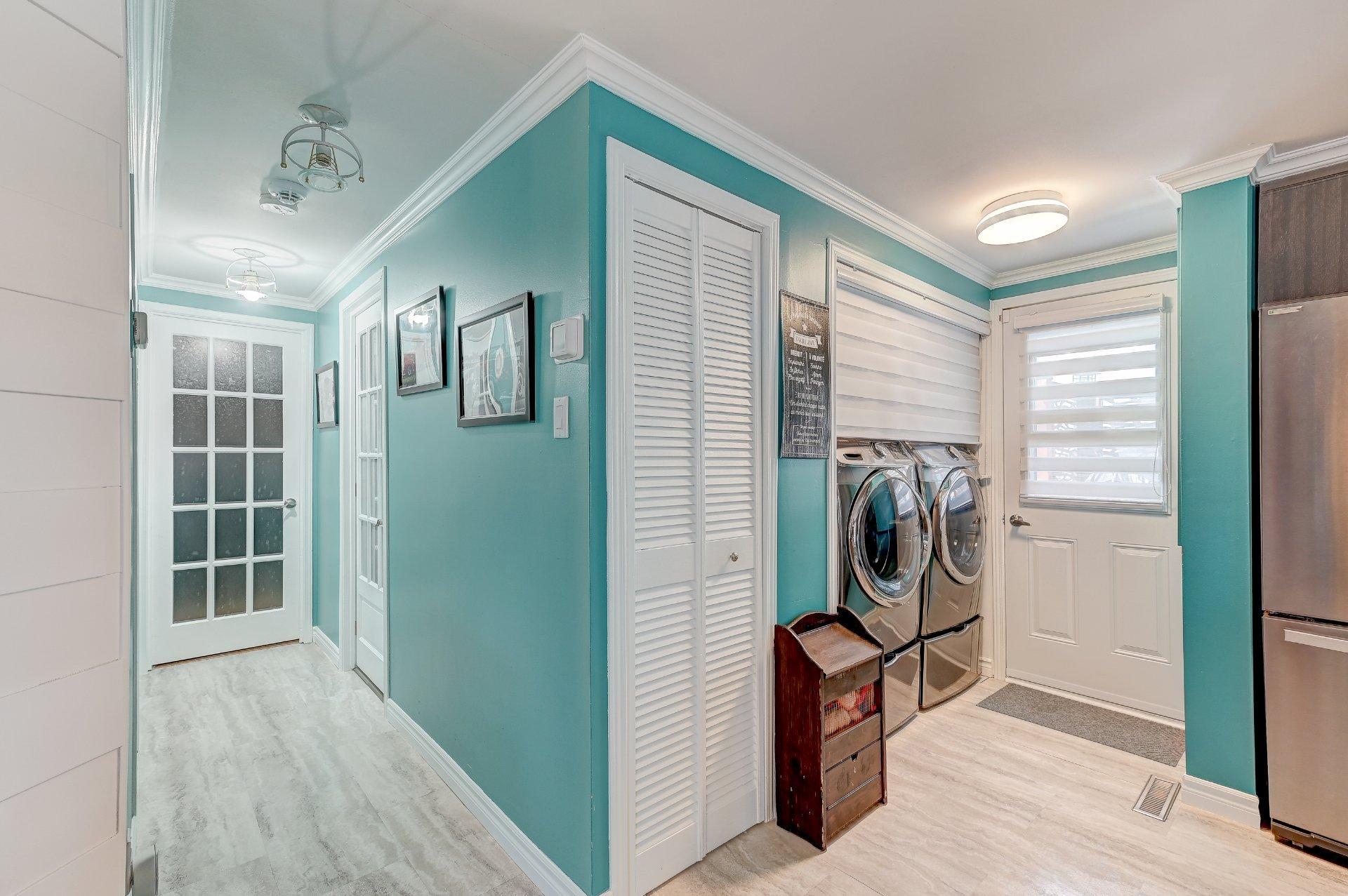 









21


6e Rue O.

,
Saint-Mathieu,




QC
J0L2H0

